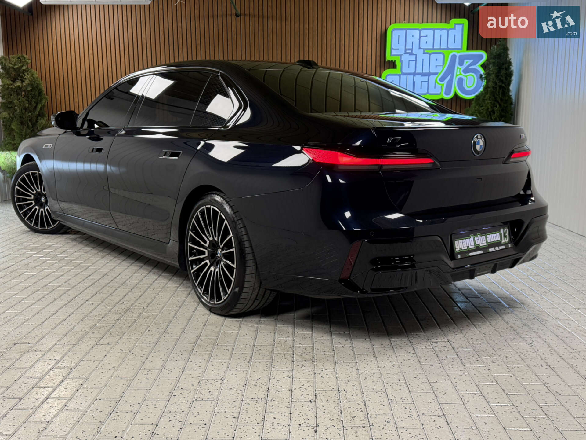 BMW I7 2024 VIN WBY81EH010CR79705 фото оголошення 58 з 61