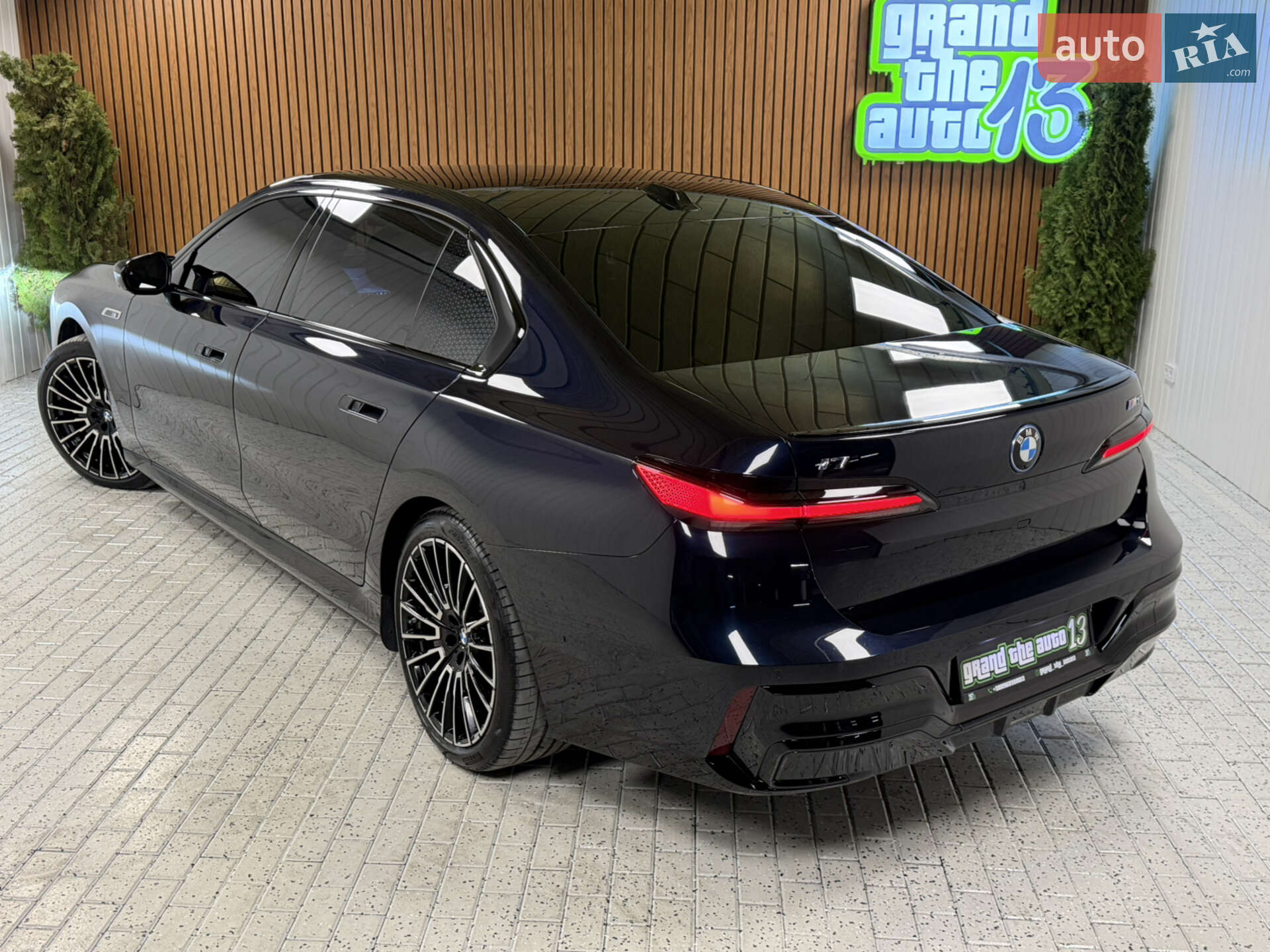 BMW I7 2024 VIN WBY81EH010CR79705 фото оголошення 55 з 61