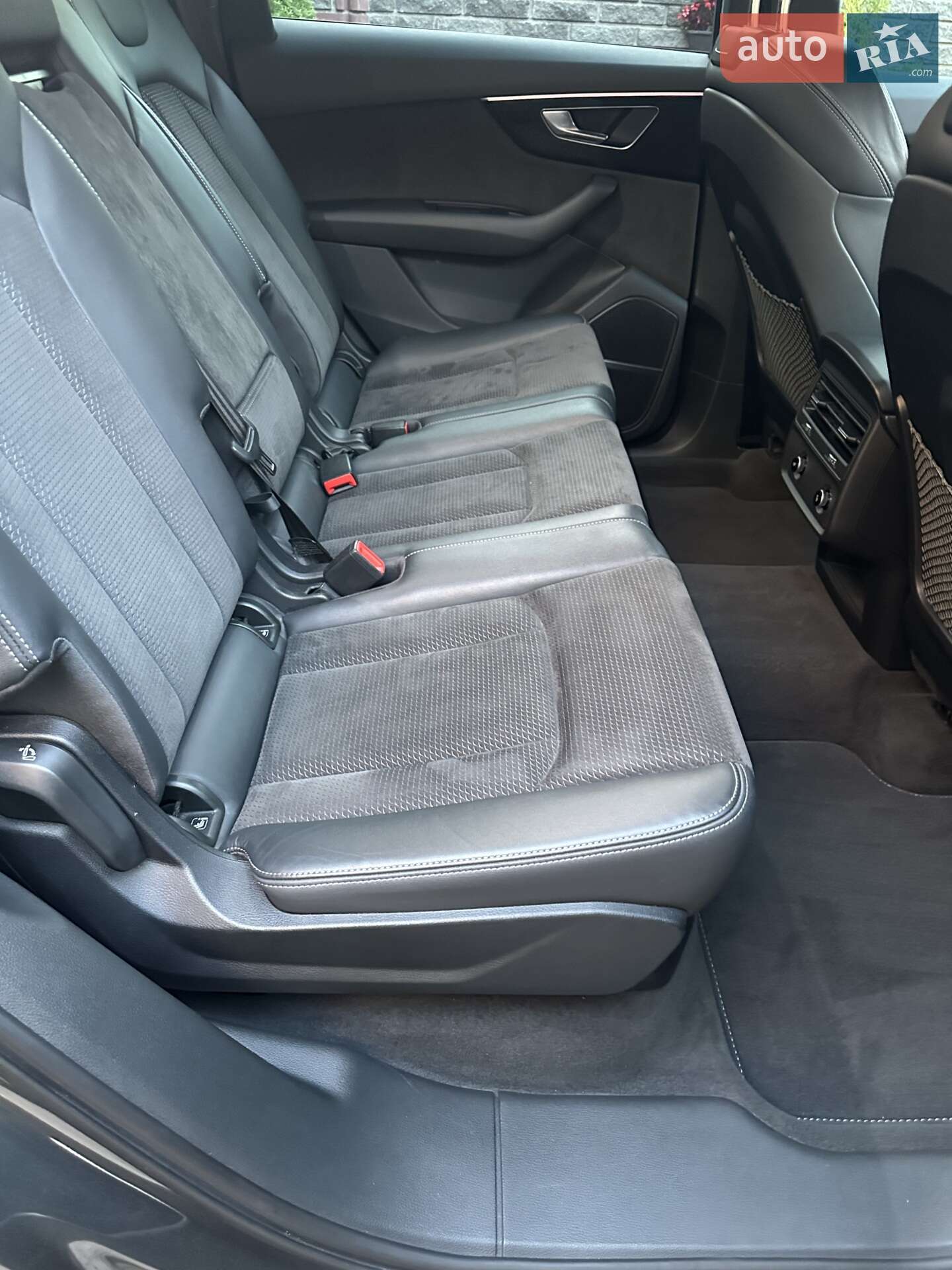 Audi Q7 2021 VIN WAUZZZ4M4MD023078 фото оголошення 23 з 33