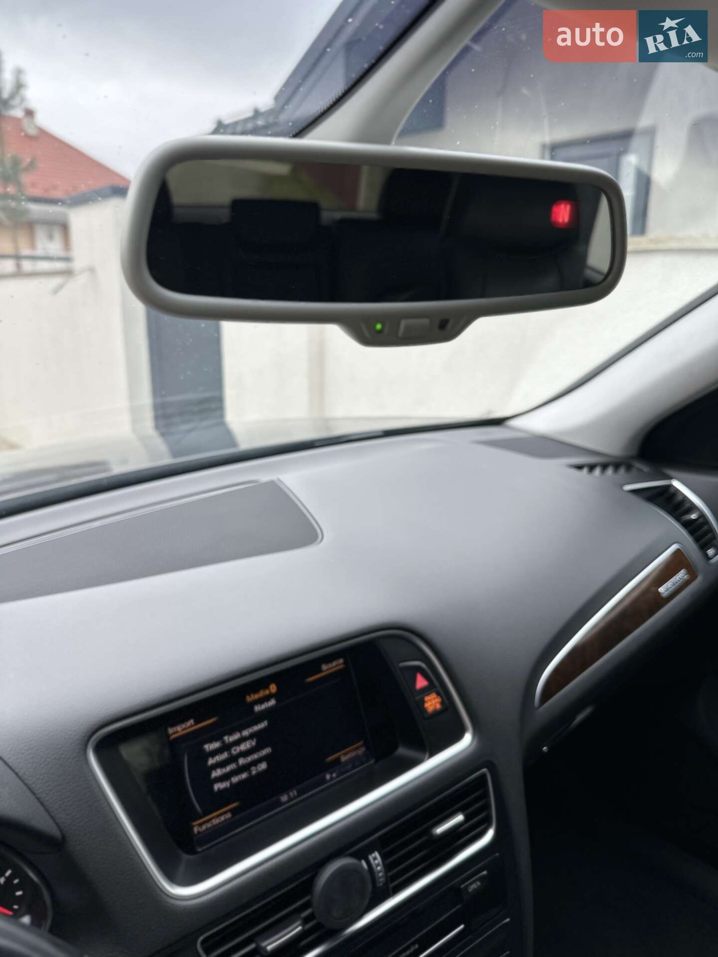 Audi Q5 2015 VIN WA1LFAFP7FA137925 фото оголошення 33 з 36