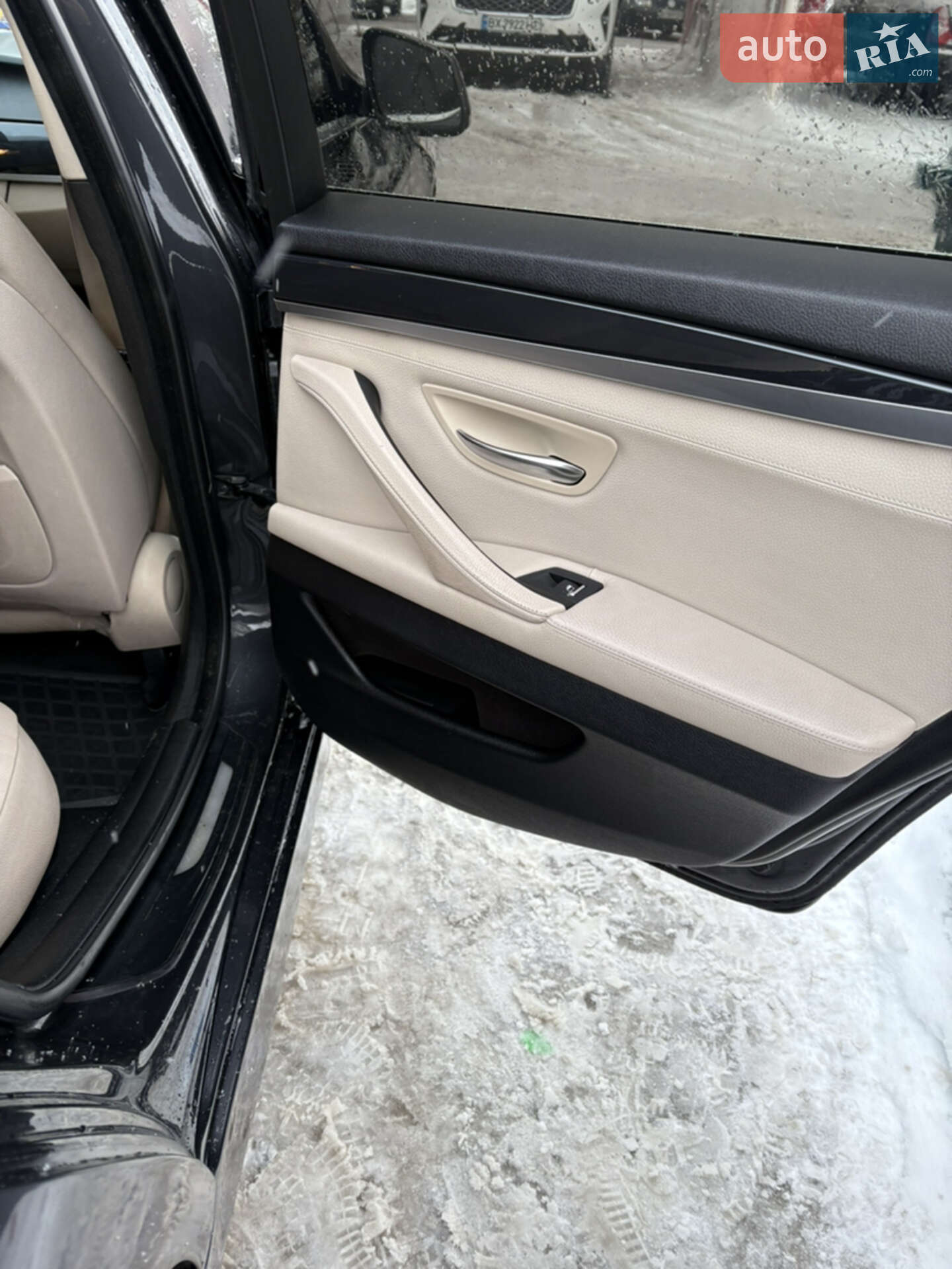 BMW 5 Series 2010 VIN WBAMX11040C880150 фото оголошення 14 з 22
