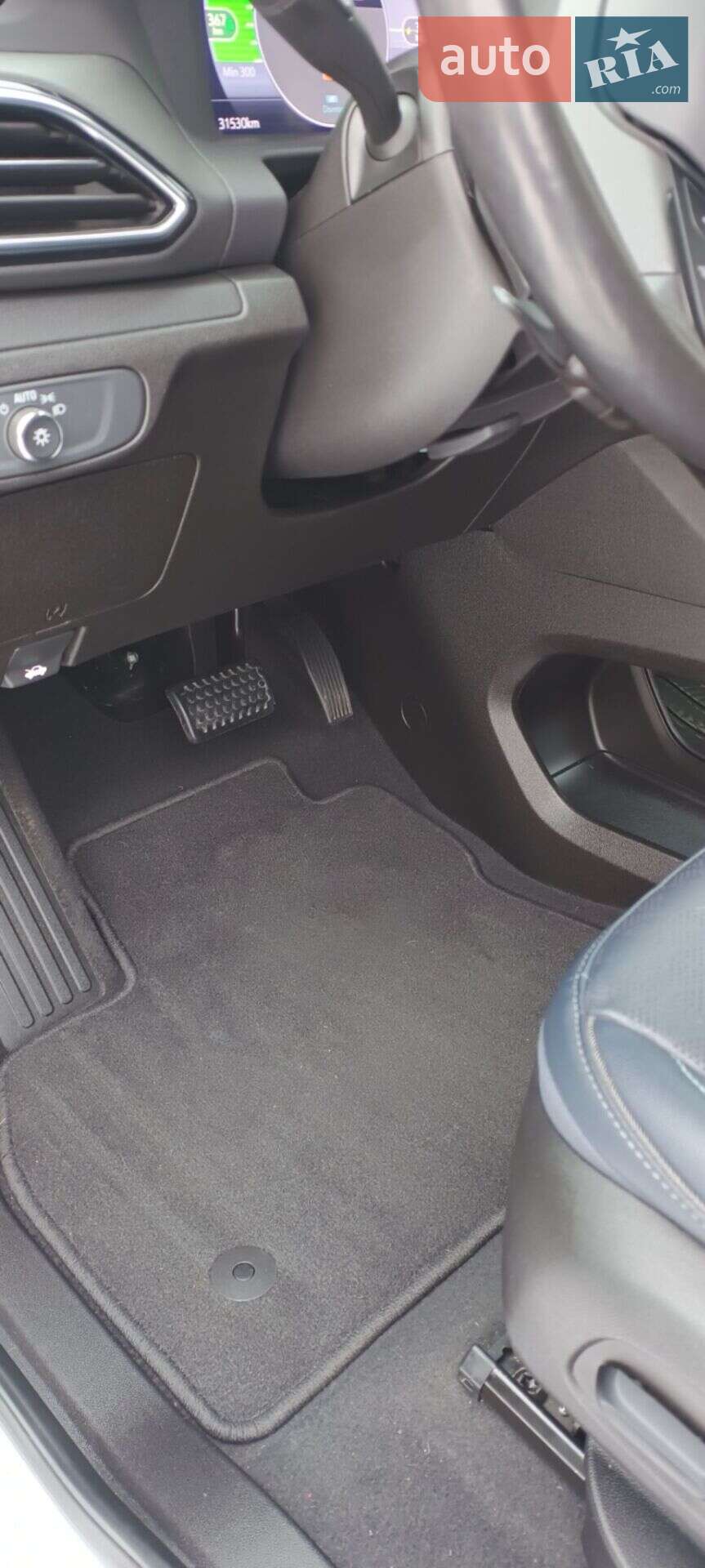 Chevrolet Bolt EUV 2023 VIN 1G1FY6S09P4158657 фото оголошення 33 з 41