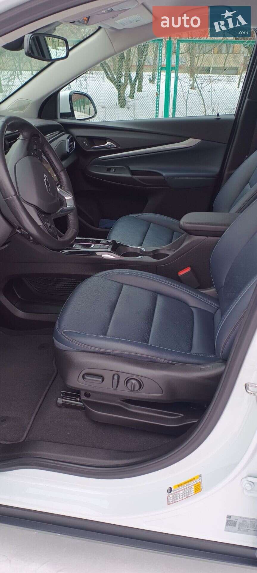 Chevrolet Bolt EUV 2023 VIN 1G1FY6S09P4158657 фото оголошення 34 з 41