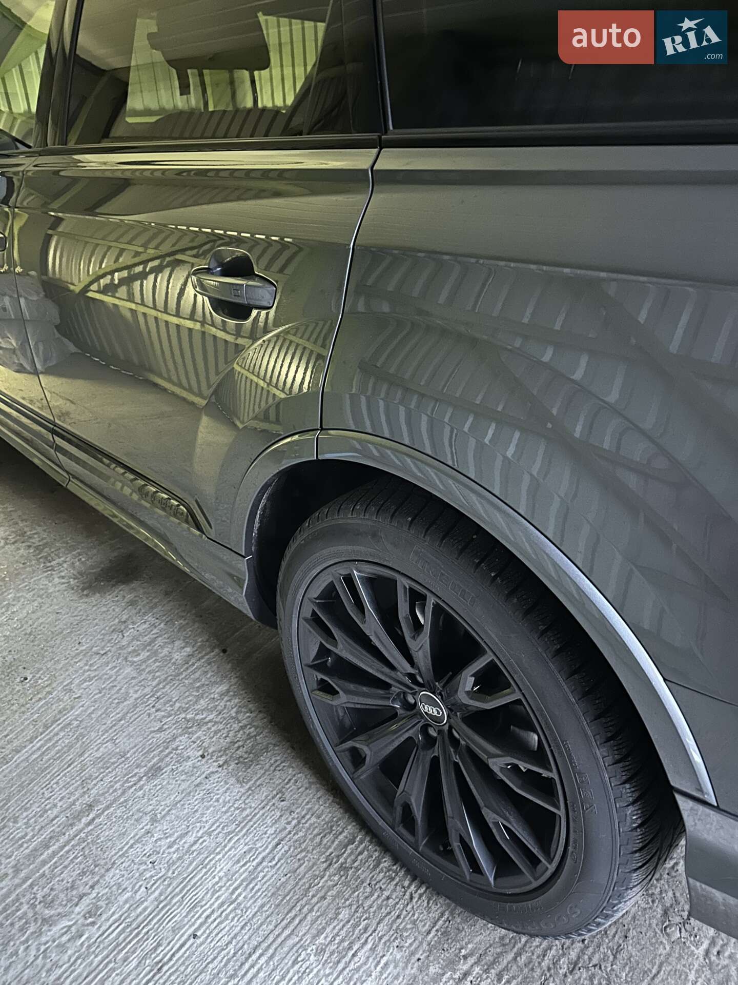 Audi Q7 2021 VIN WAUZZZ4M4MD023078 фото оголошення 8 з 33