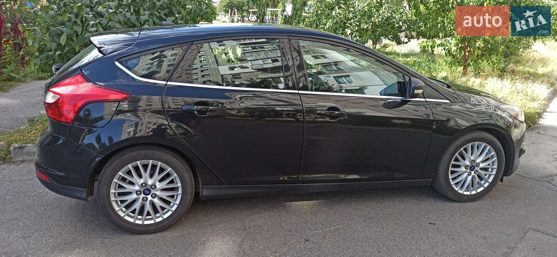 Ford Focus 2013 VIN 1FADP3N23DL254935 фото оголошення 3 з 9