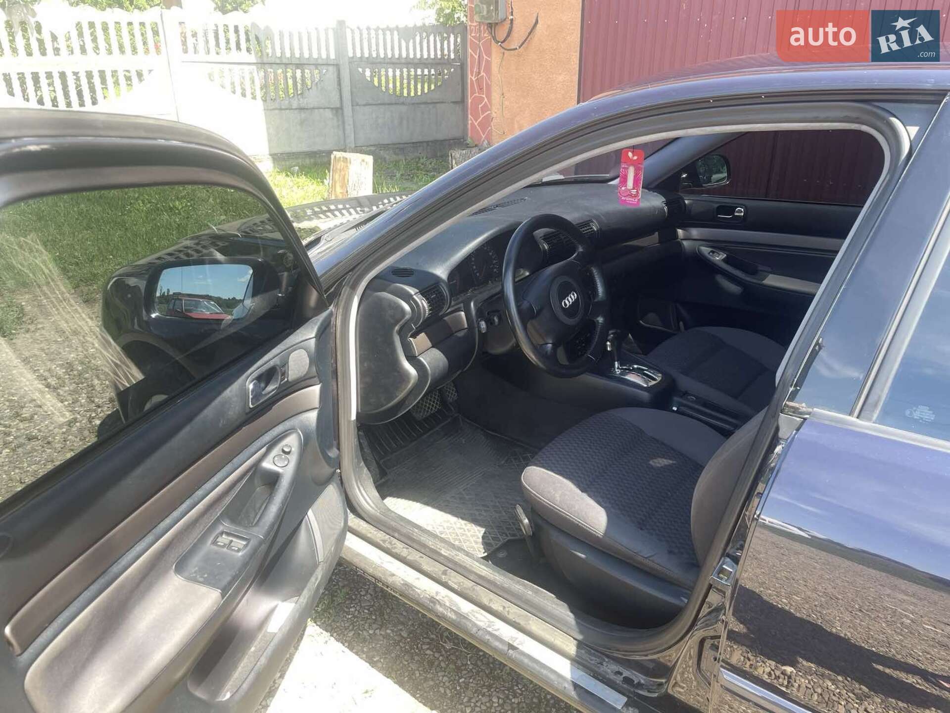 Audi A4 1999 VIN WAUZZZ8DZYA097439 фото оголошення 7 з 10