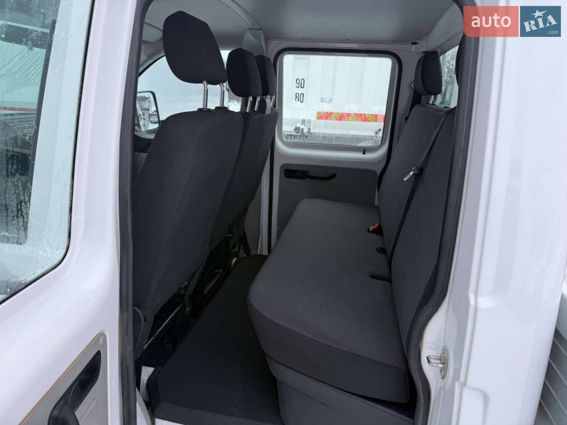 Volkswagen Transporter 2017 VIN WV1ZZZ7JZJX011859 фото оголошення 13 з 14