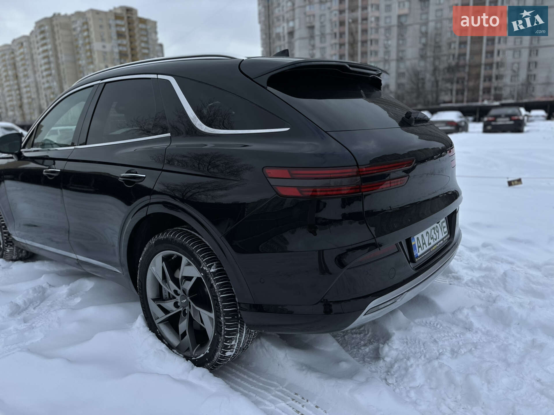 Genesis GV70 EV 2024 VIN 5NMMCET12RH003344 фото оголошення 16 з 25