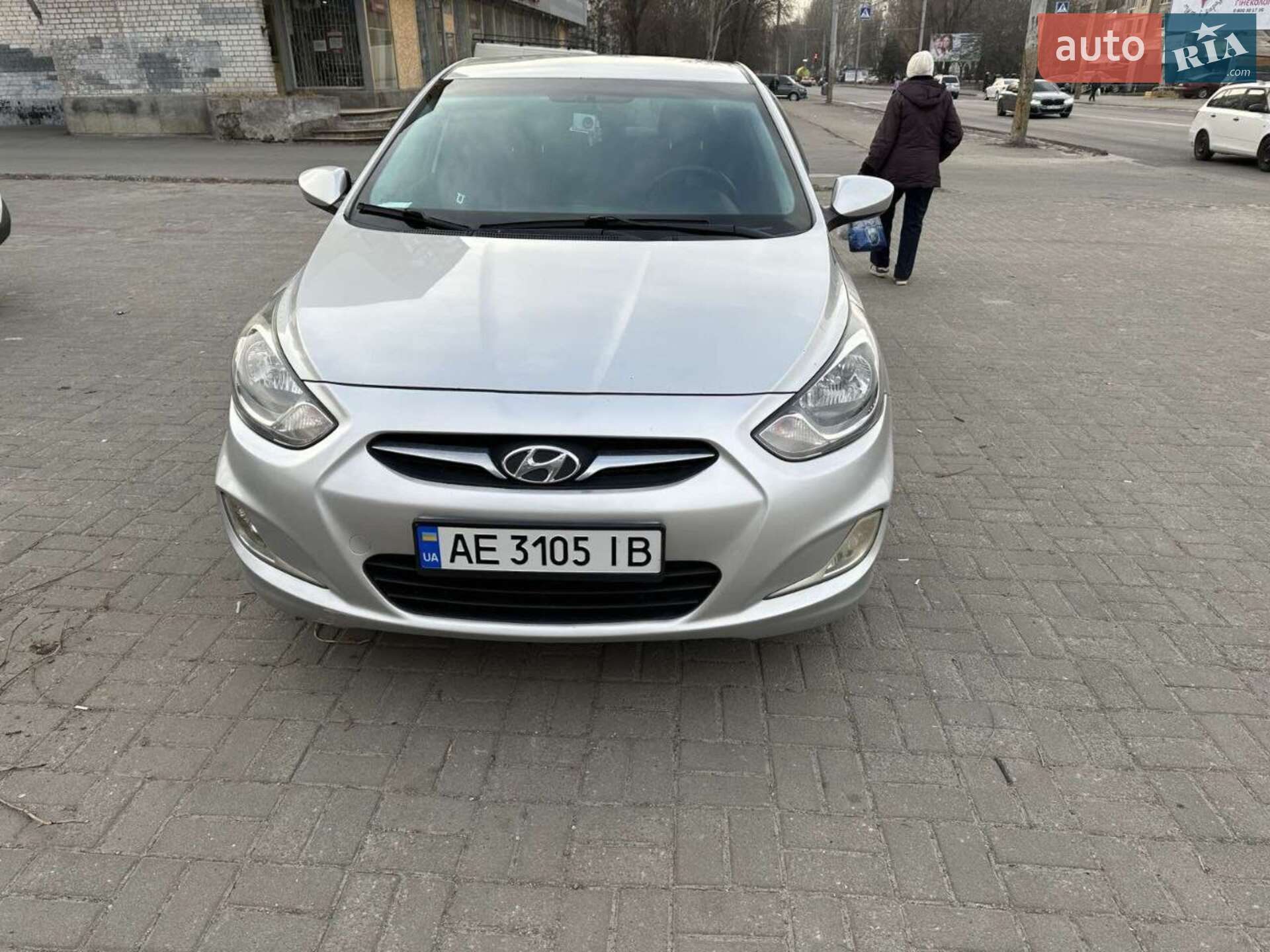 Hyundai Accent 2011 VIN Z94CT41CBBR016127 фото оголошення 2 з 7