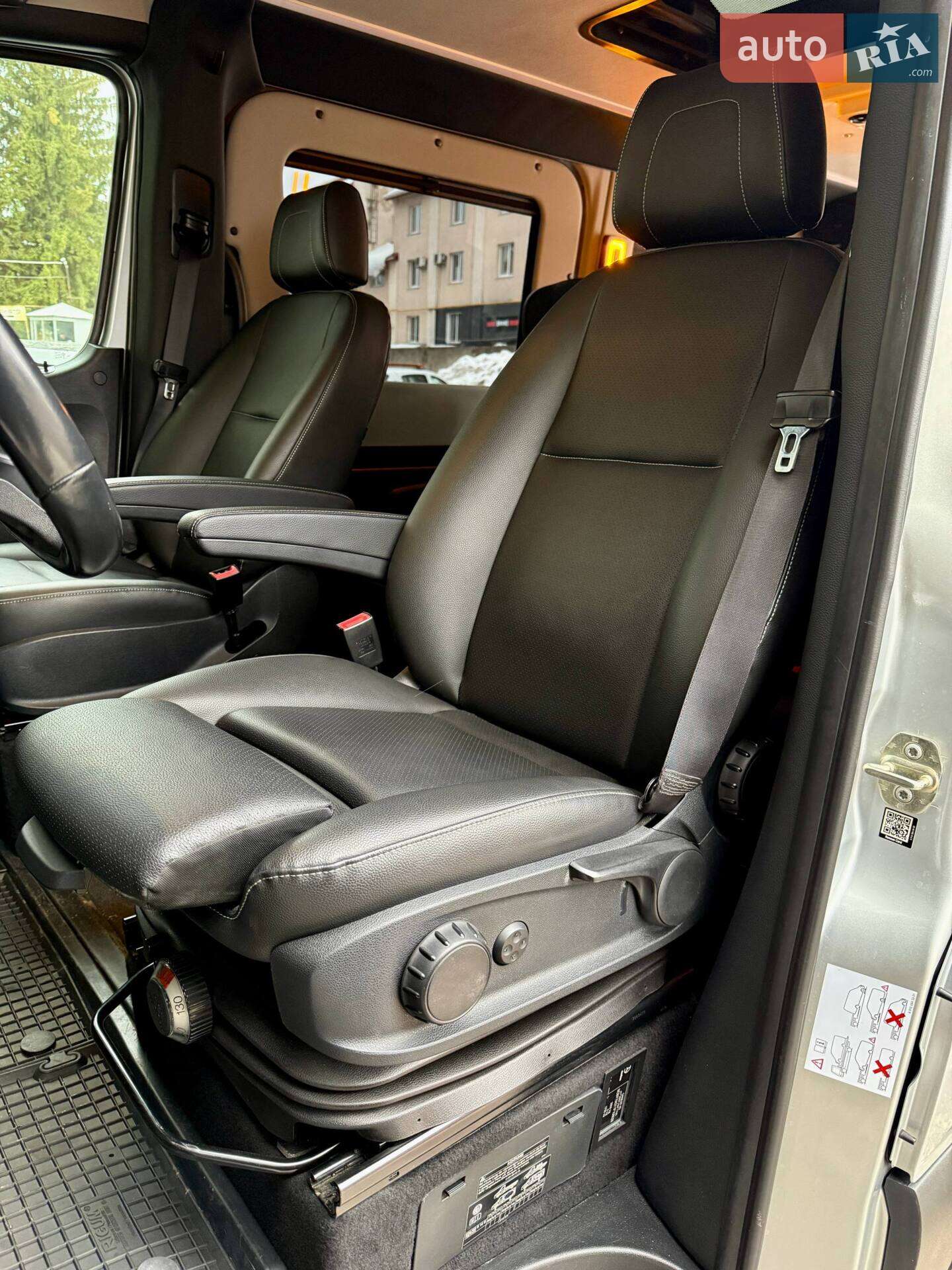 Mercedes-Benz Sprinter 2019 VIN WDB9106311P108028 фото оголошення 17 з 75