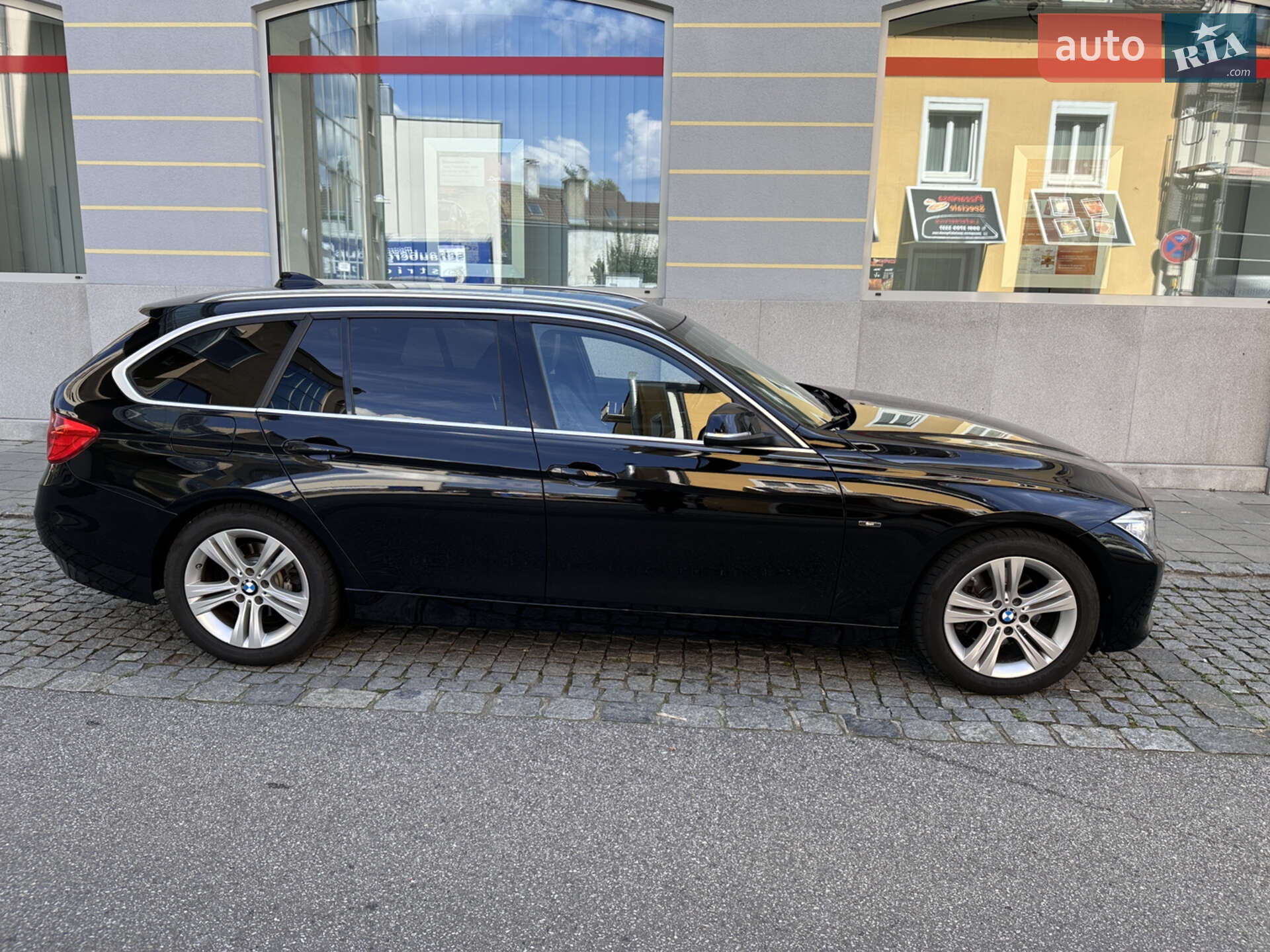 BMW 3 Series 2014 VIN WBA3K31010F750587 фото оголошення 3 з 58