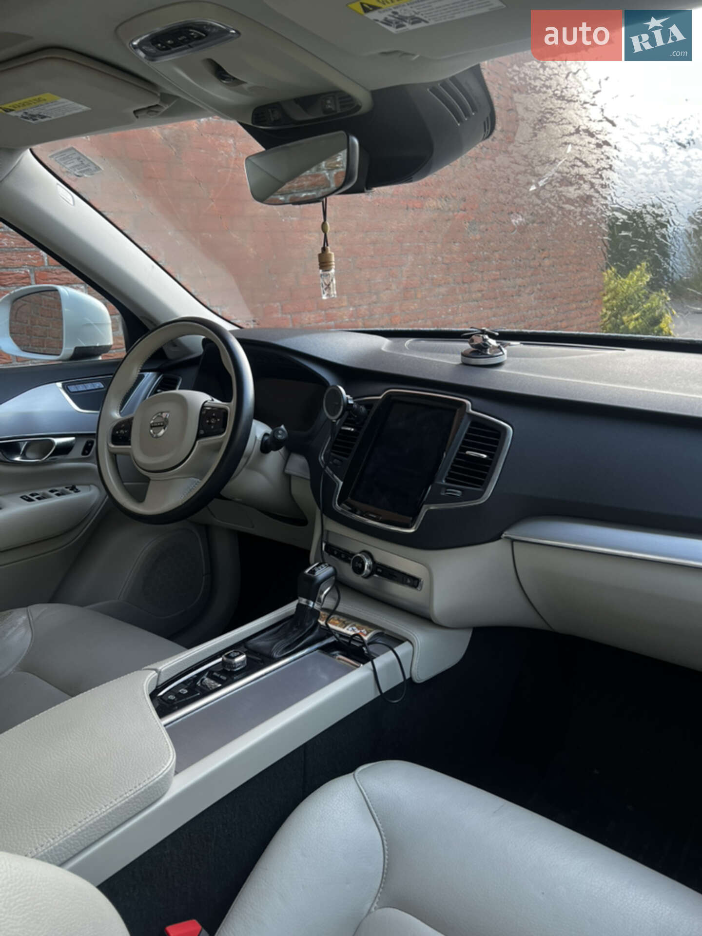 Volvo XC90 2018 VIN YV4A22PK2J1368223 фото оголошення 25 з 26