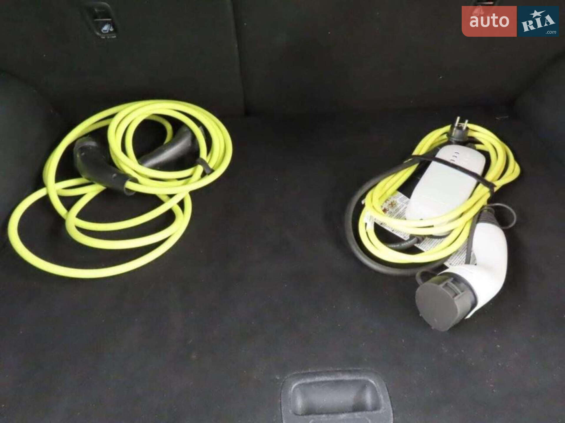 Kia Niro 2019 VIN KNACC81GFK5024539 фото оголошення 4 з 14