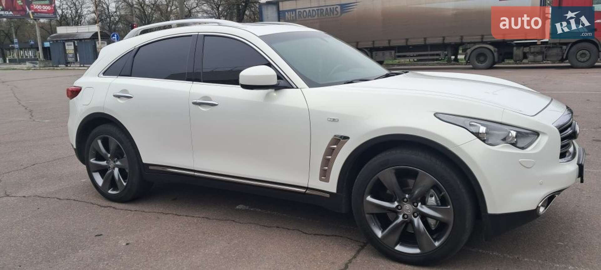 Infiniti FX 37 2011 VIN JN1TCNS51U0441364 фото оголошення 2 з 21