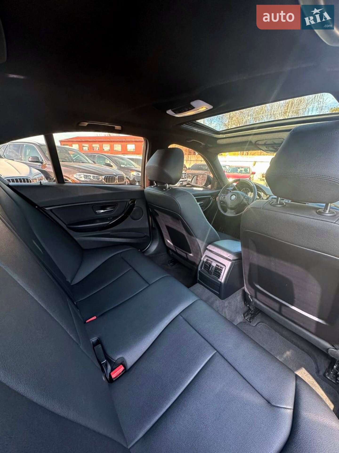 BMW 3 Series 2015 VIN WBA3C3C55FK203473 фото оголошення 15 з 19