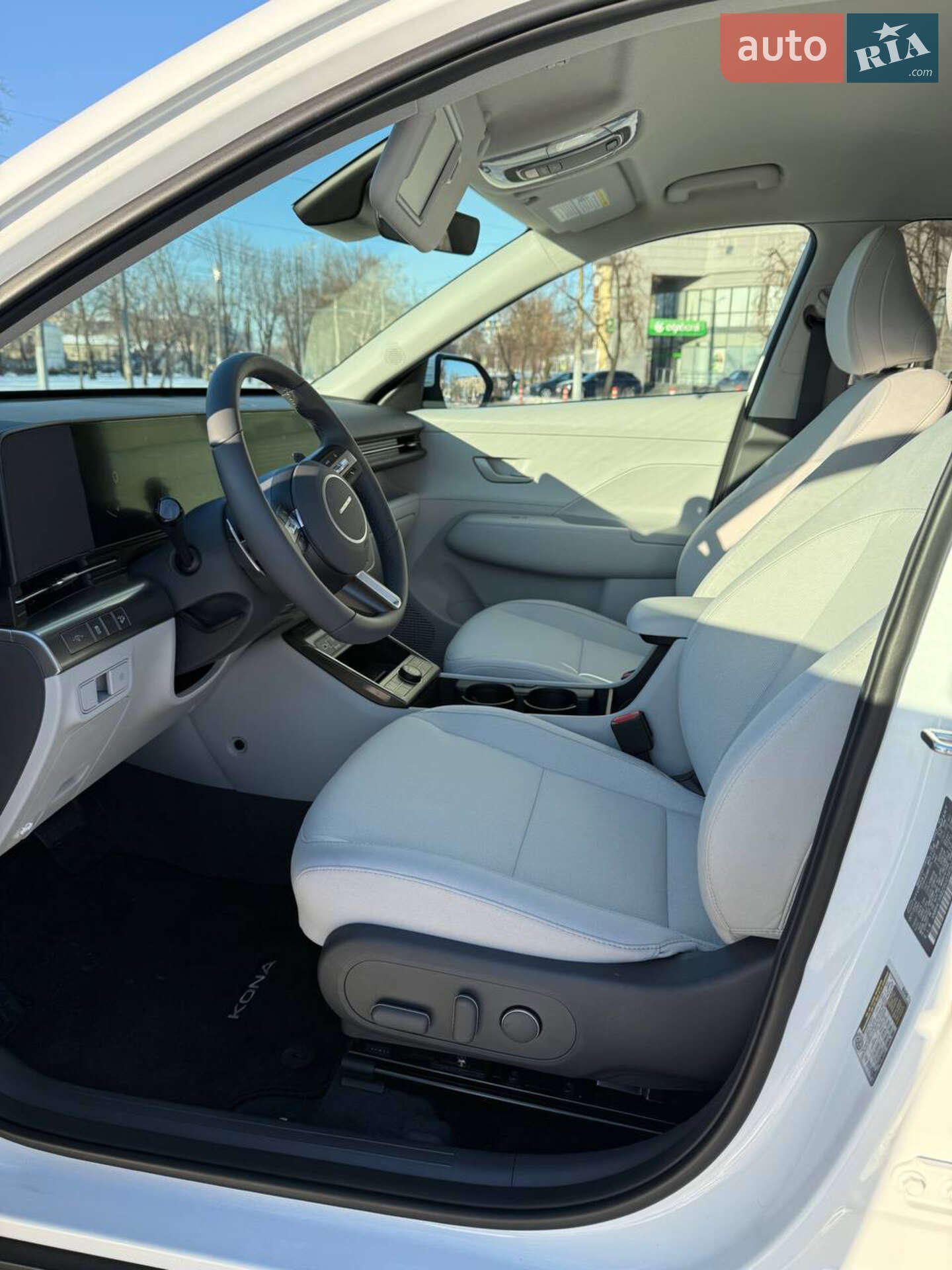 Hyundai Kona 2024 VIN KM8HC3AB2SU236507 фото оголошення 2 з 25