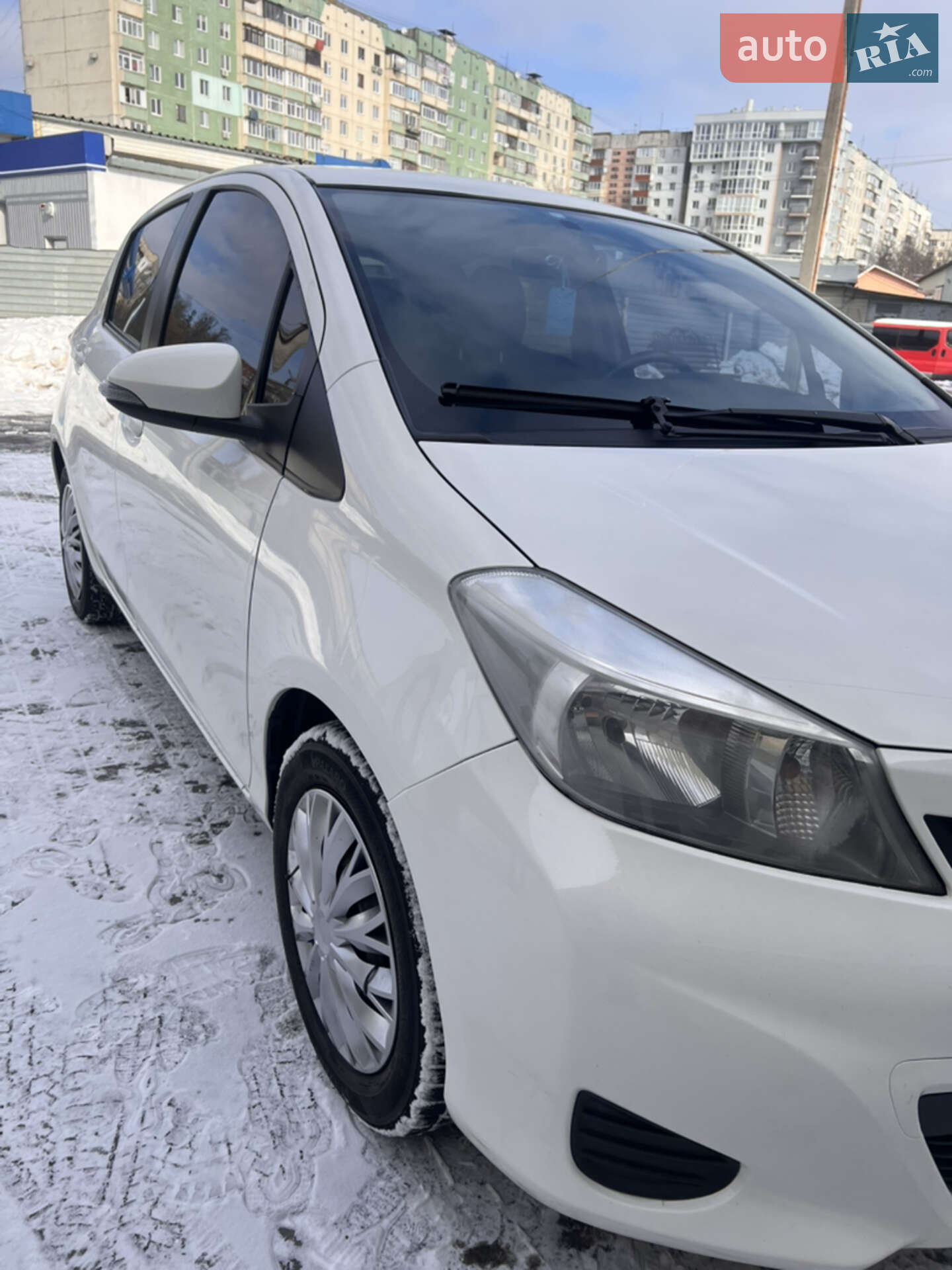 Toyota Yaris 2011 VIN VNKKJ0D370A023352 фото оголошення 3 з 18