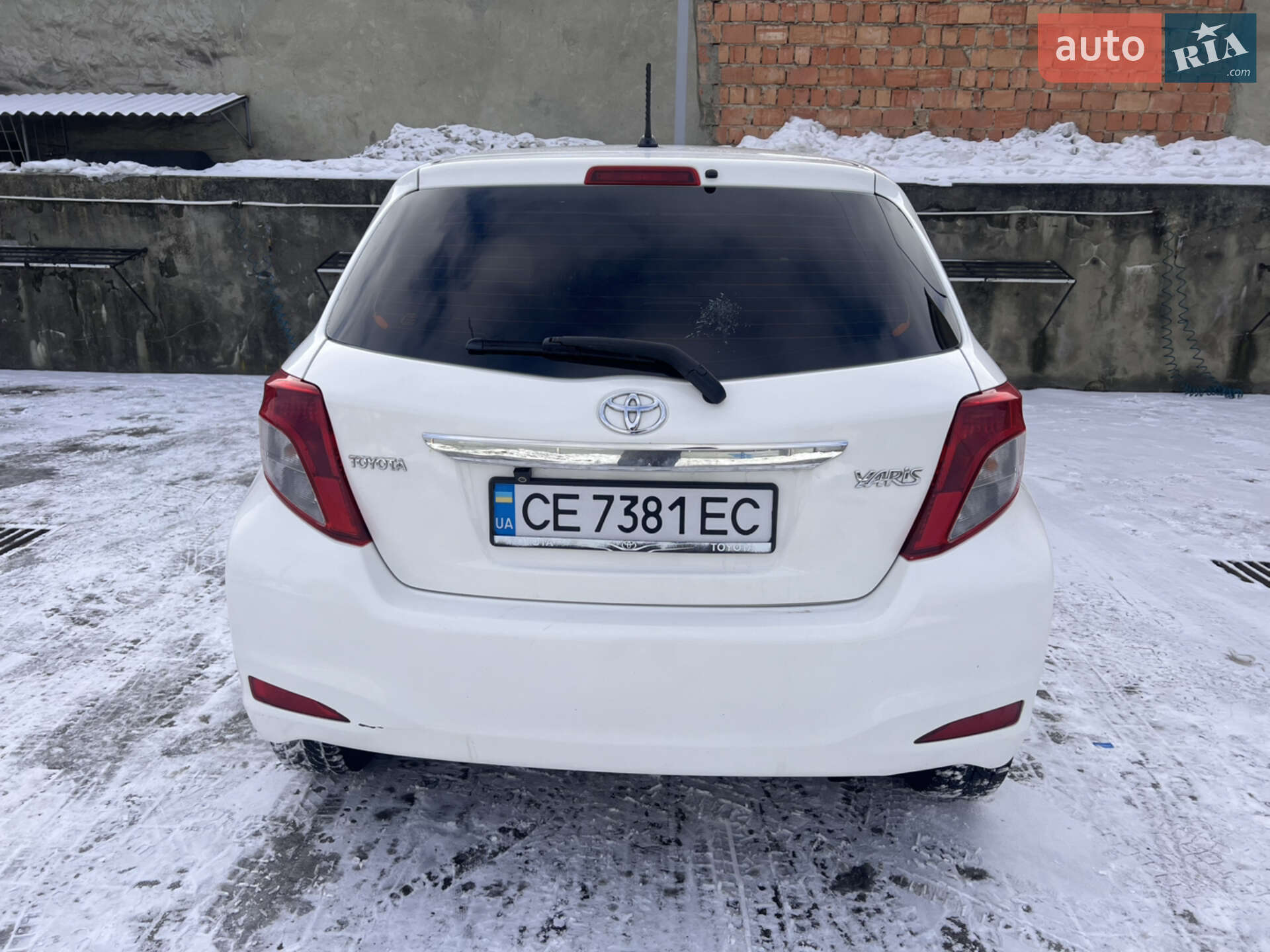 Toyota Yaris 2011 VIN VNKKJ0D370A023352 фото оголошення 6 з 18