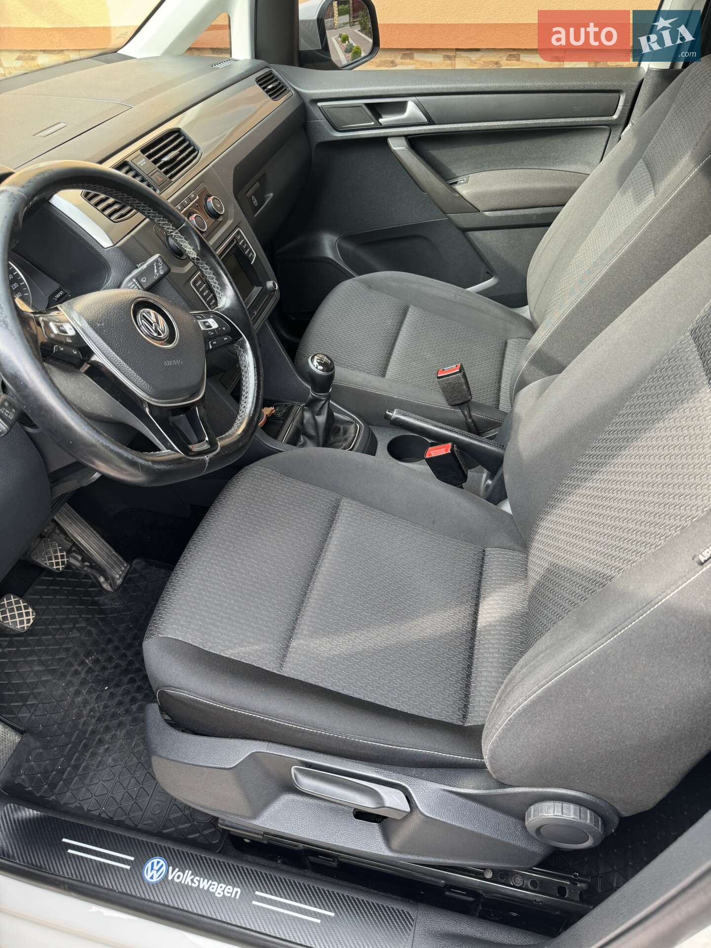 Volkswagen Caddy 2015 VIN WV2ZZZ2KZGX068850 фото оголошення 10 з 21