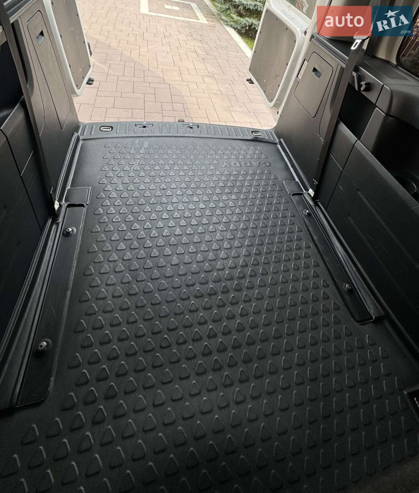 Volkswagen Caddy 2015 VIN WV2ZZZ2KZGX068850 фото оголошення 20 з 21