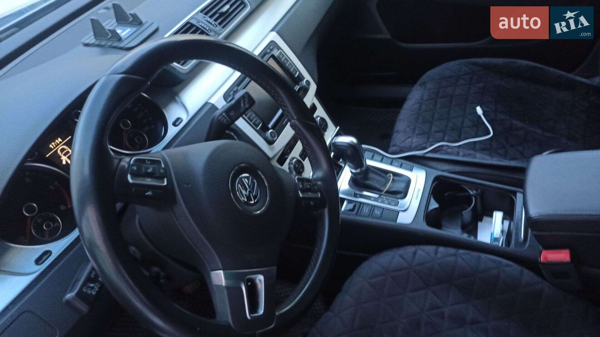 Volkswagen Passat 2012 VIN WVWZZZ3CZCE168992 фото оголошення 14 з 44