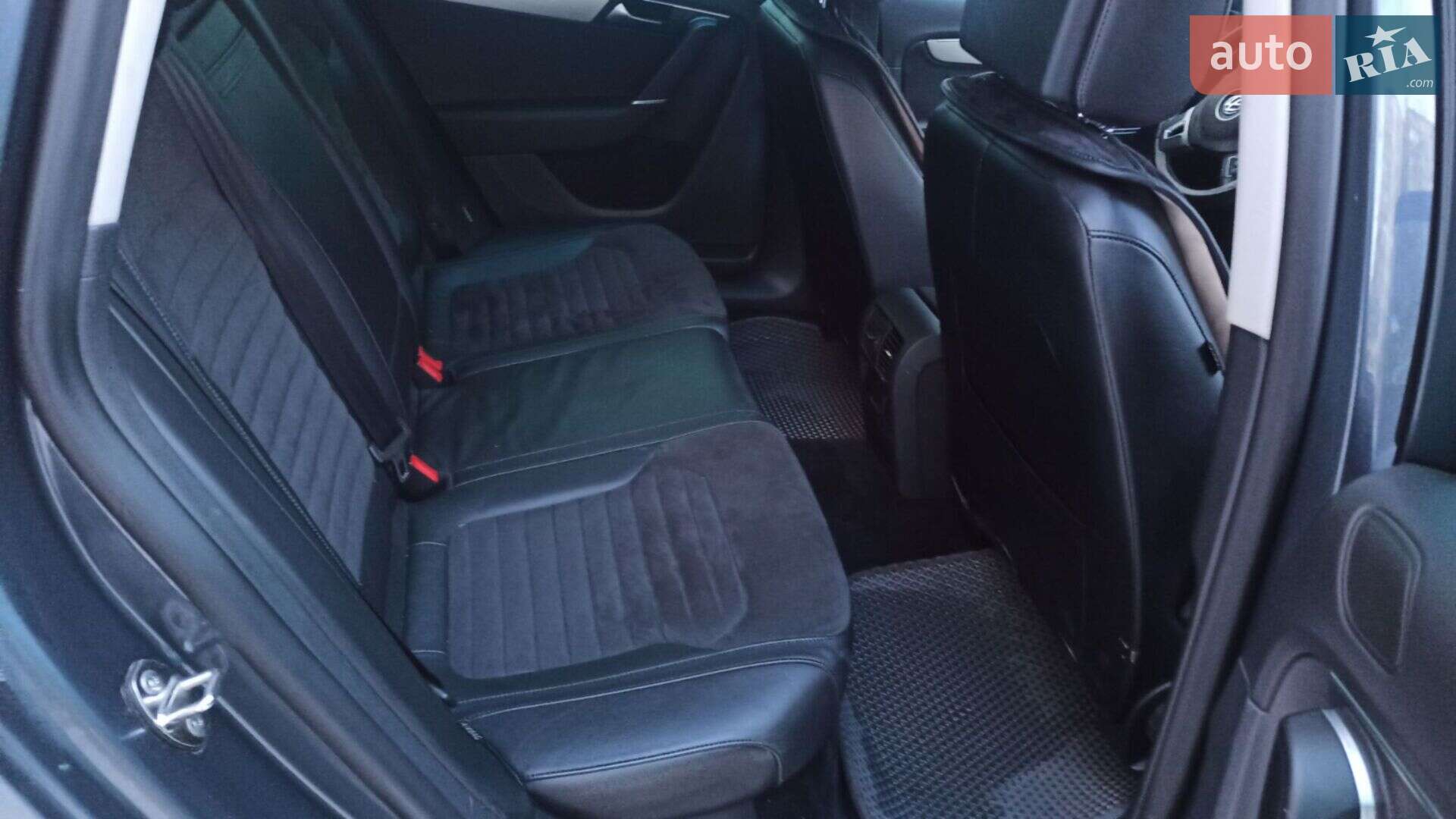 Volkswagen Passat 2012 VIN WVWZZZ3CZCE168992 фото оголошення 17 з 44