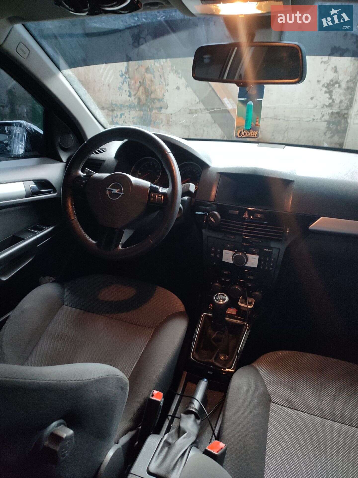 Opel Astra 2010 VIN W0L0AHL35A2131320 фото оголошення 2 з 7