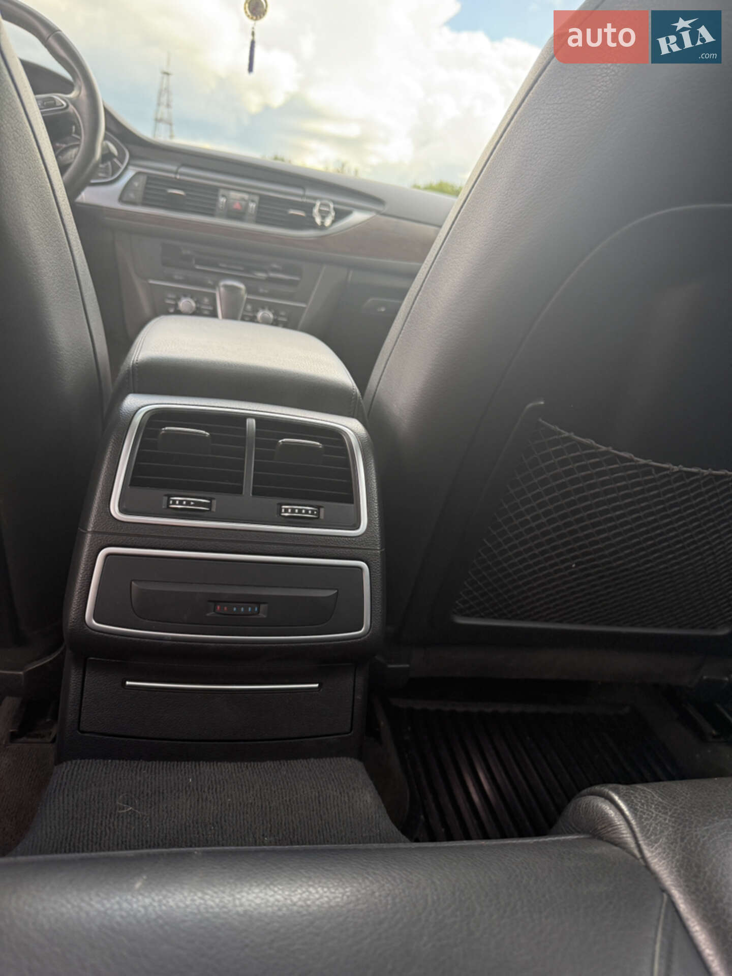 Audi A6 2015 VIN WAUDFAFC2GN074473 фото оголошення 14 з 14