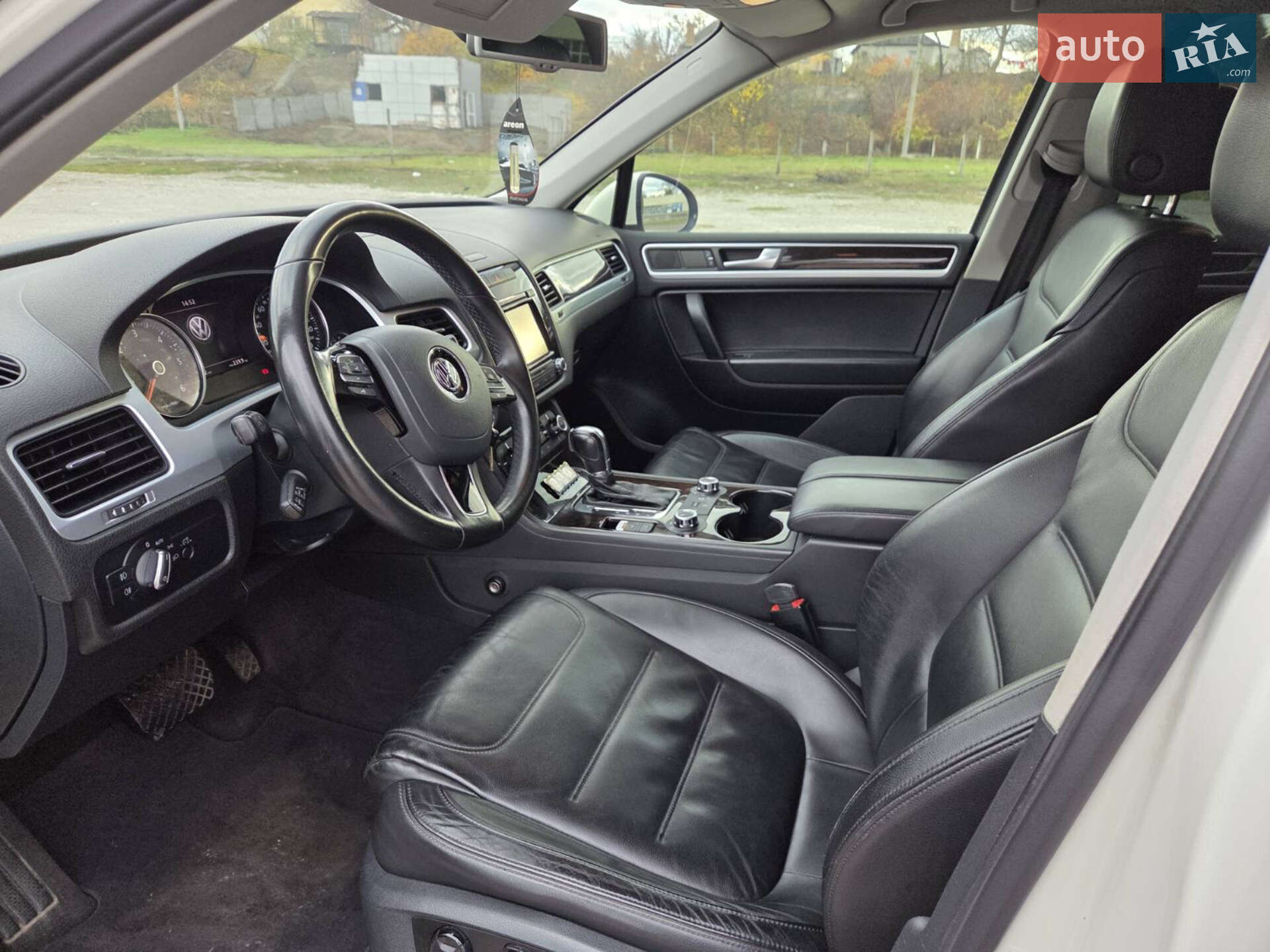 Volkswagen Touareg 2011 VIN WVGZZZ7PZCD004077 фото оголошення 11 з 24