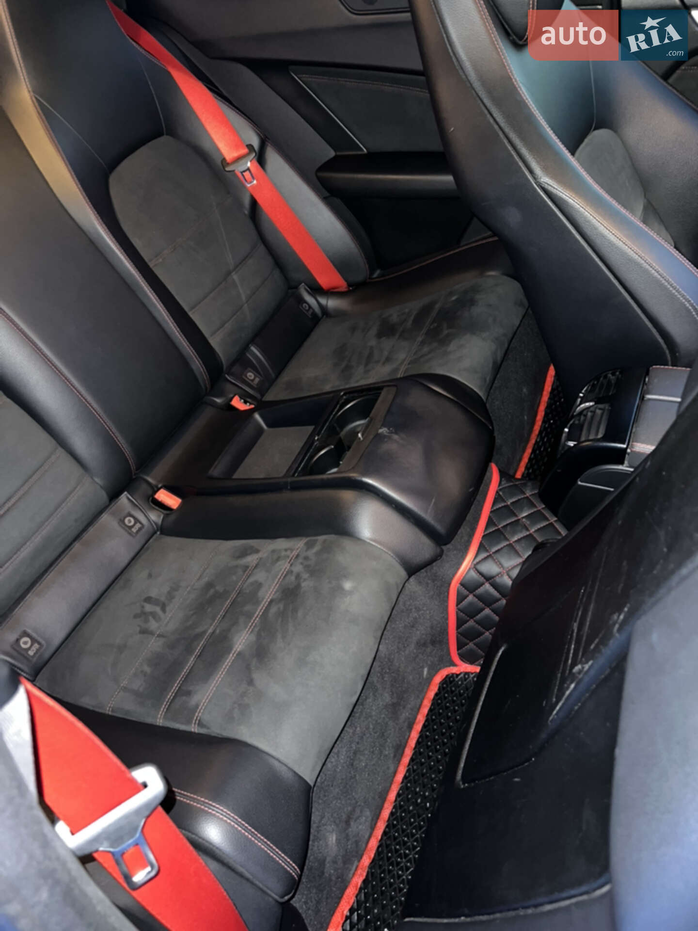 Mercedes-Benz C-Class 2012 VIN WDD2043471F973067 фото оголошення 32 з 45