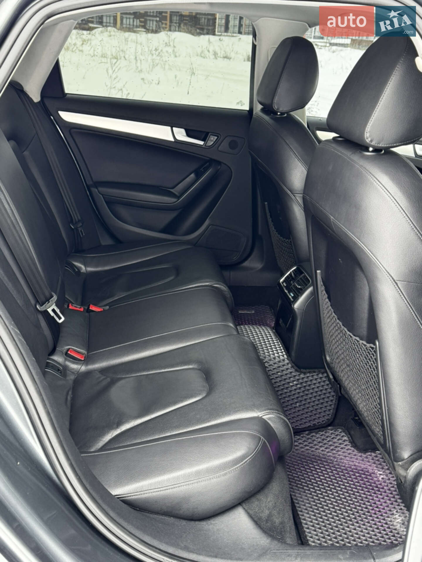 Audi A4 2012 VIN WAUEFAFL8CA119437 фото оголошення 18 з 21
