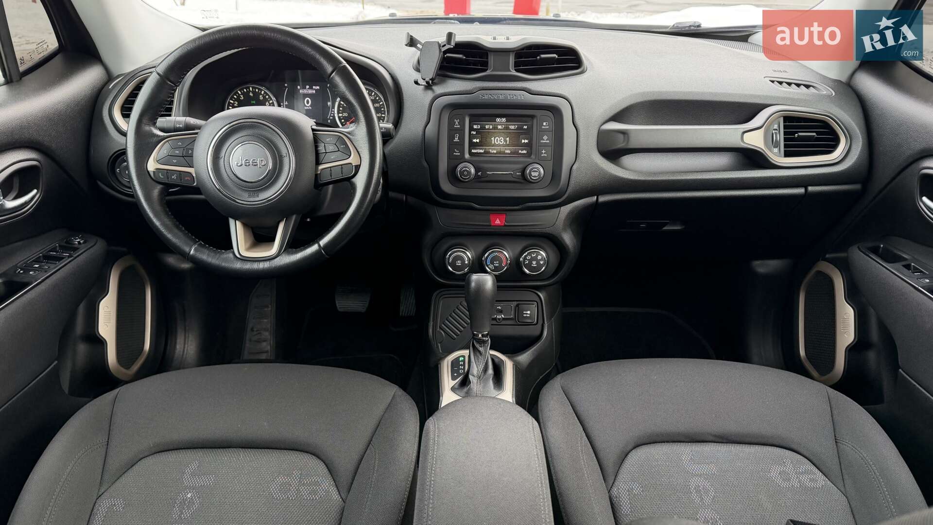 Jeep Renegade 2016 VIN ZACCJABB8HPE91471 фото оголошення 17 з 21