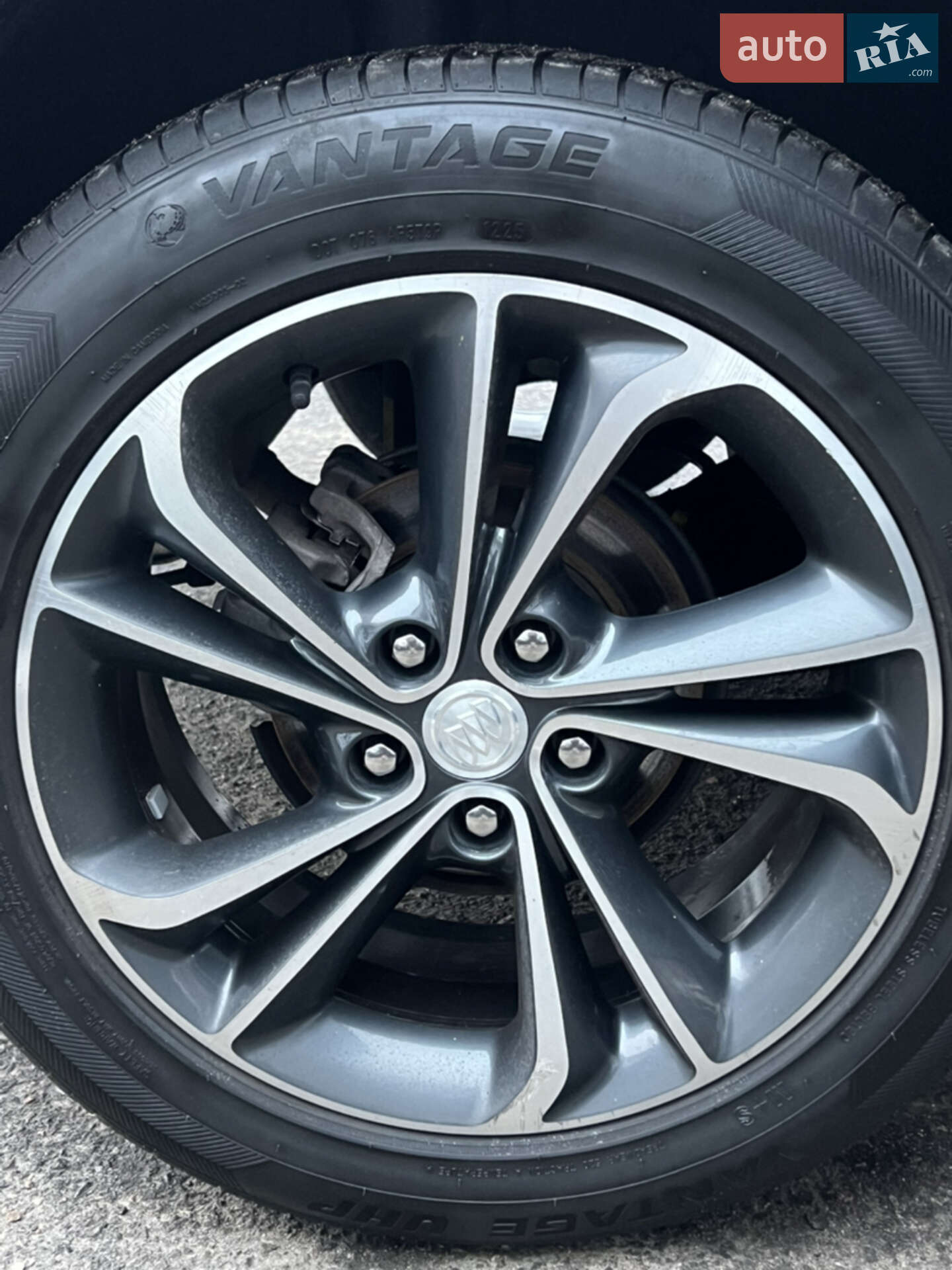 Buick Encore 2020 VIN KL4MMFSL5LB128530 фото оголошення 16 з 40