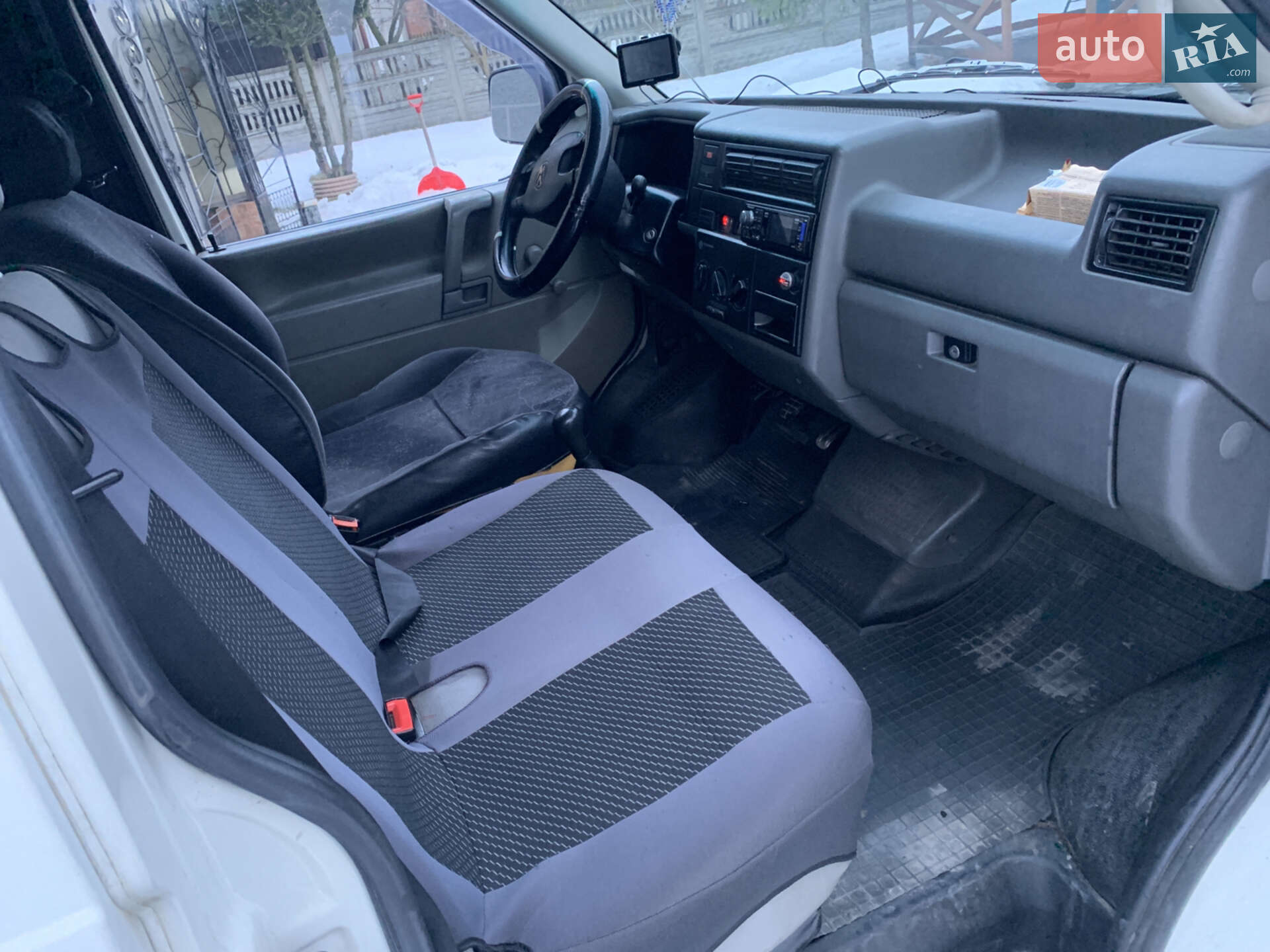 Volkswagen Transporter 1997 VIN WV1ZZZ70ZVX140533 фото оголошення 8 з 9