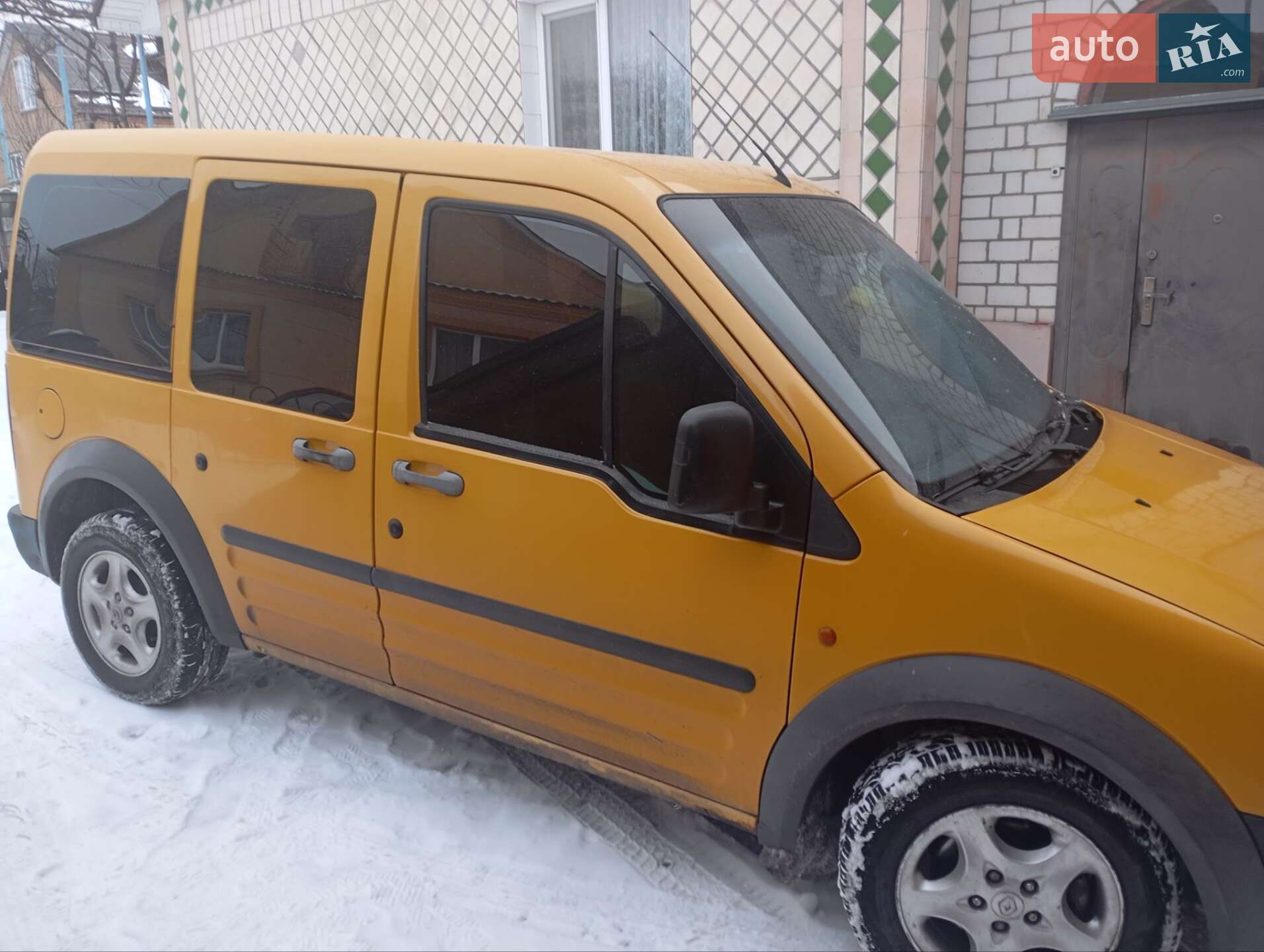 Ford Tourneo Connect 2005 VIN WF0TXXTTPT5U32660 фото оголошення 3 з 8