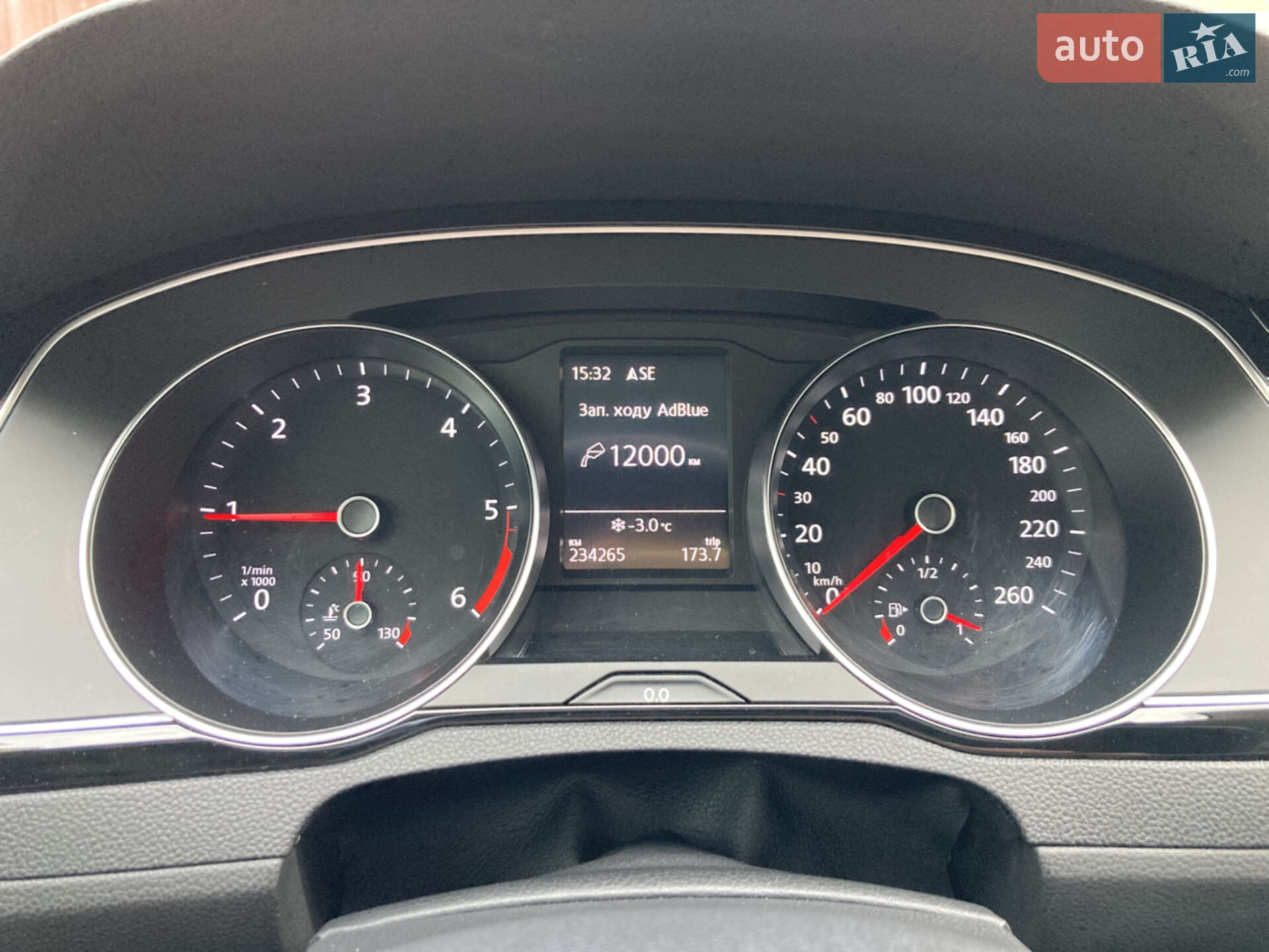 Volkswagen Passat 2018 VIN WVWZZZ3CZJP010146 фото оголошення 19 з 23