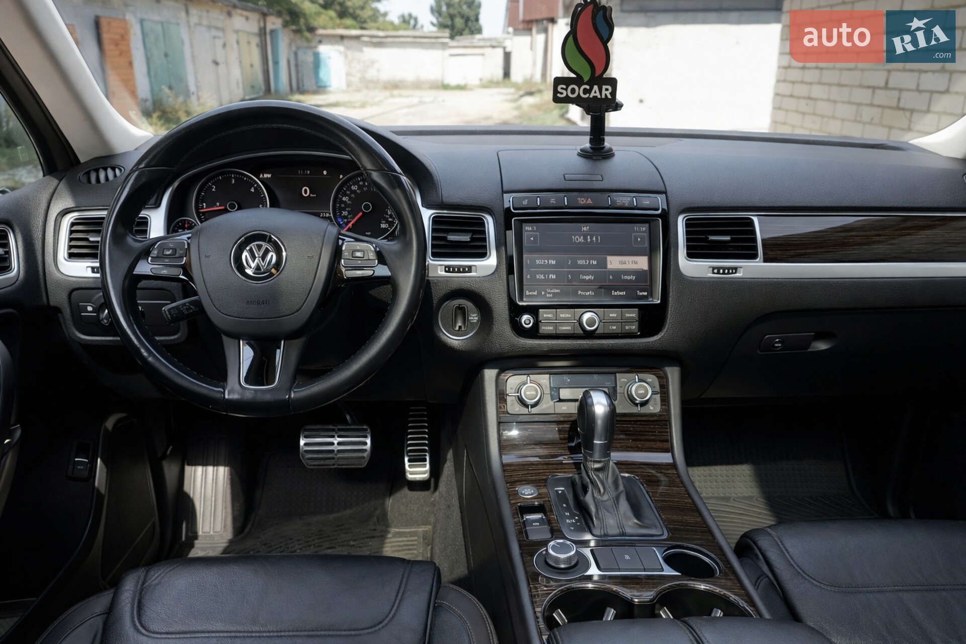 Volkswagen Touareg 2014 VIN WVGEP9BP1FD002188 фото оголошення 10 з 16