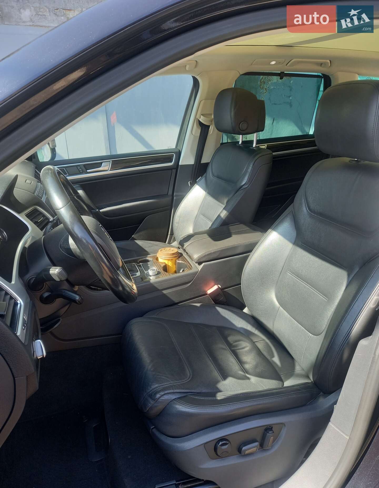 Volkswagen Touareg 2014 VIN WVGEP9BP1FD002188 фото оголошення 13 з 16