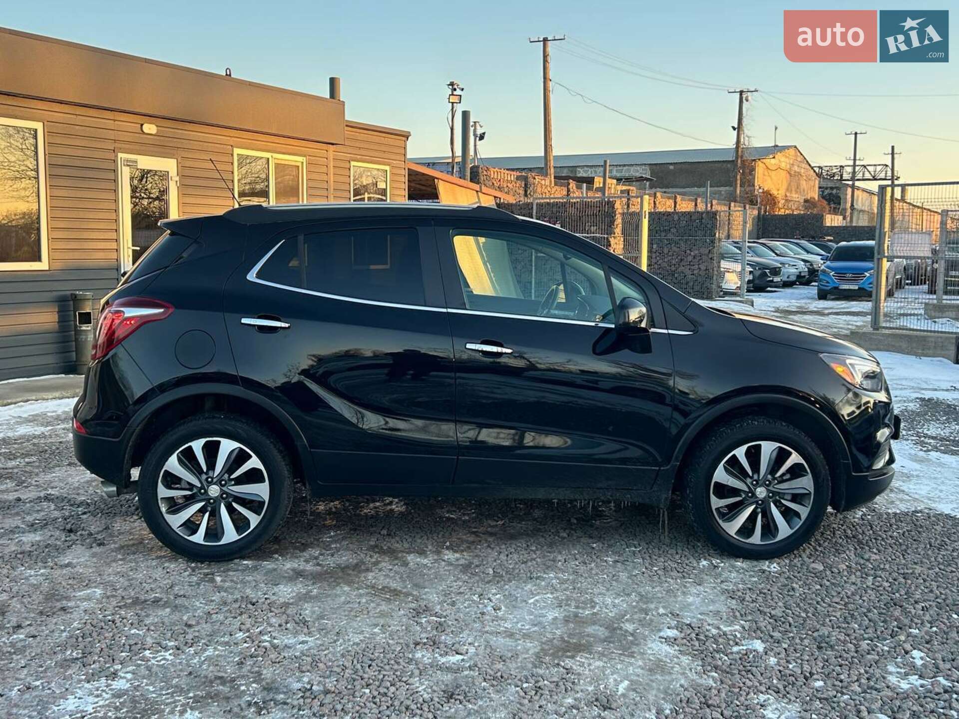 Buick Encore 2022 VIN KL4CJESM1NB547260 фото оголошення 4 з 36