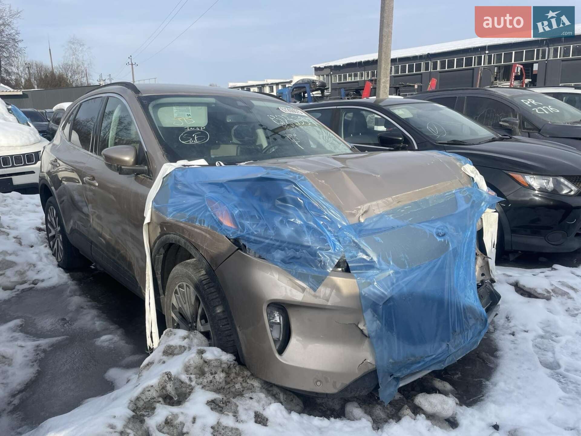 Ford Escape 2021 VIN 1FMCU9J93MUB23997 фото оголошення 3 з 16