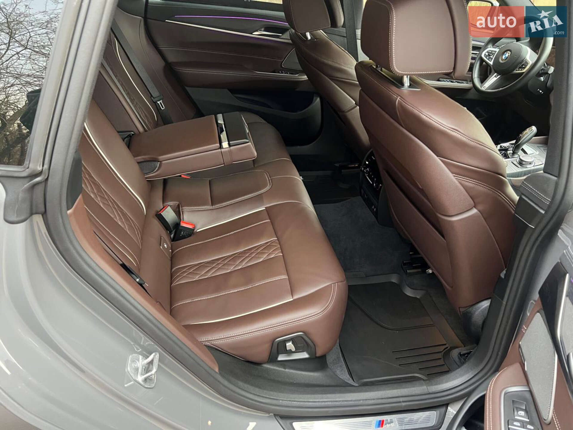 BMW 6 Series GT 2022 VIN WBA21CX030CJ99683 фото оголошення 8 з 12