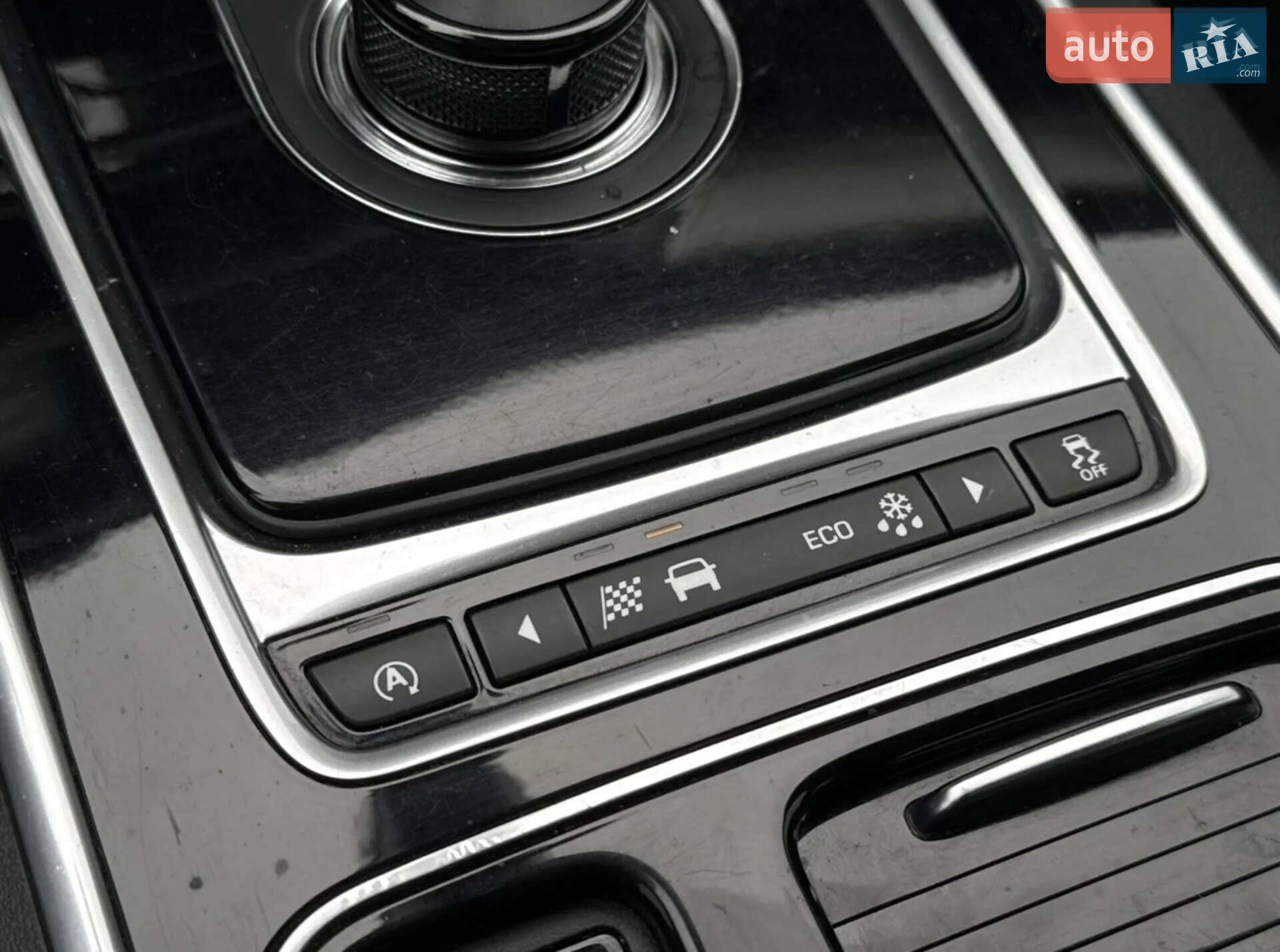 Jaguar XF 2016 VIN SAJBJ4BN2HCY48785 фото оголошення 19 з 31