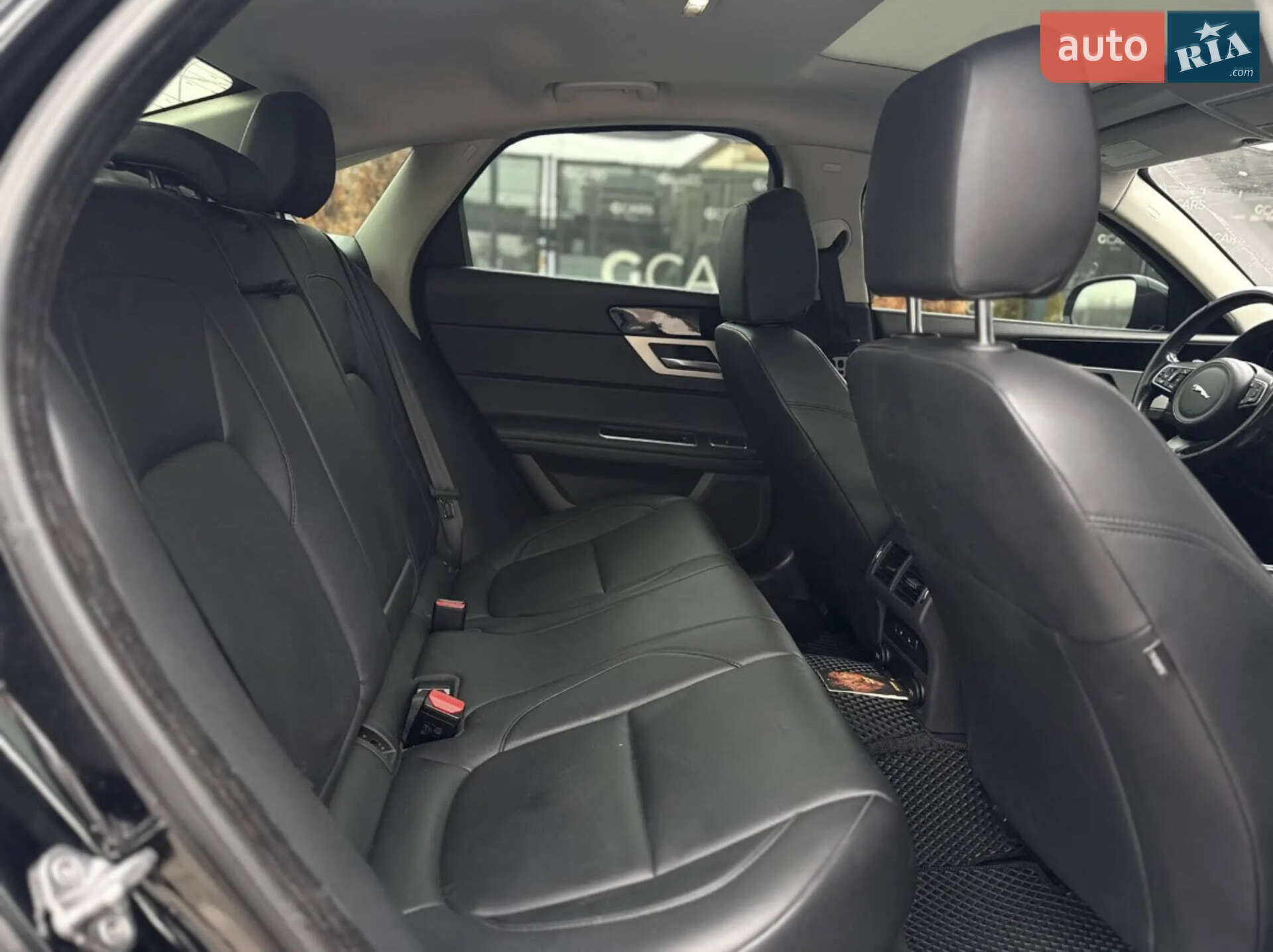 Jaguar XF 2016 VIN SAJBJ4BN2HCY48785 фото оголошення 27 з 31