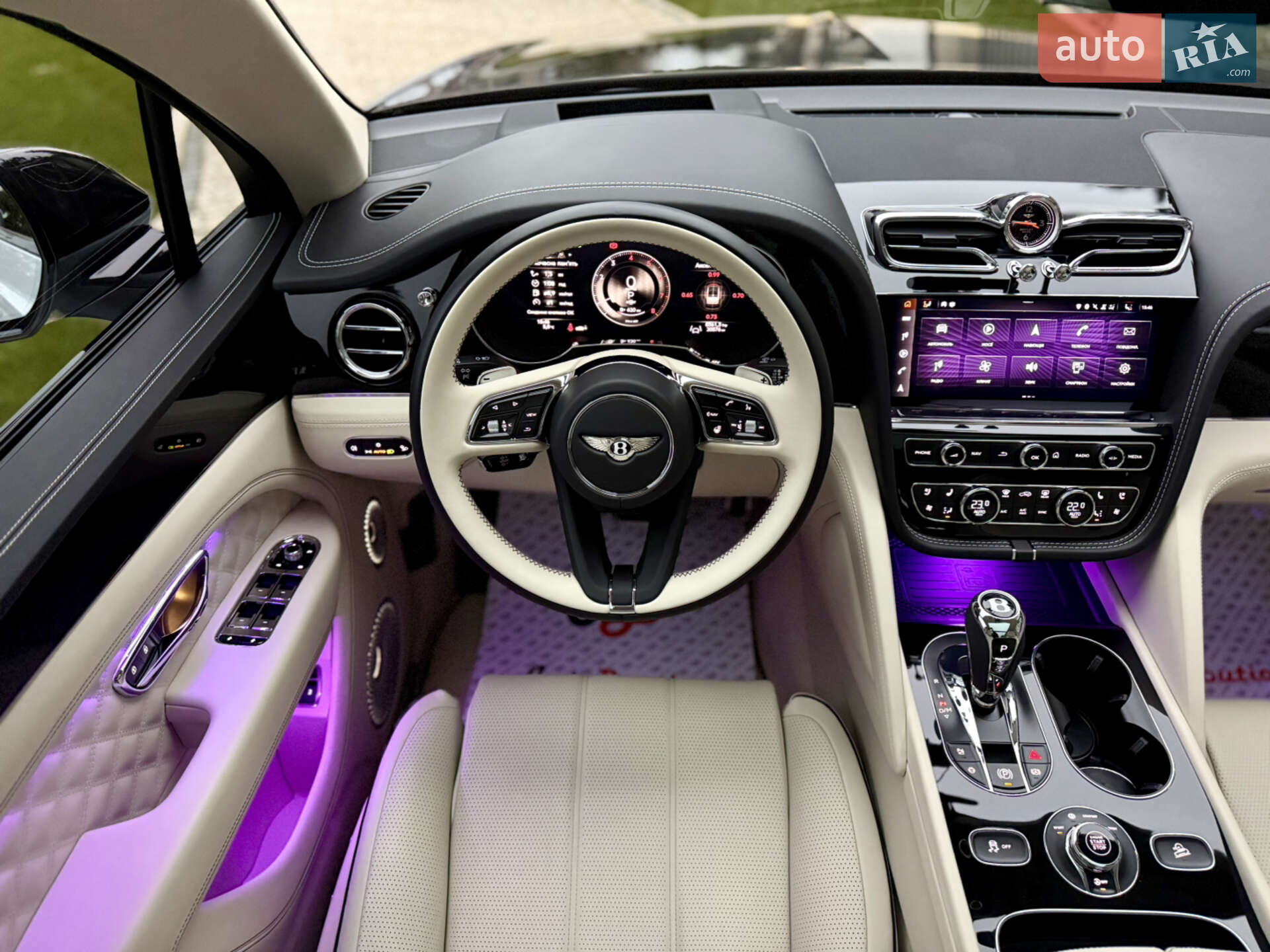Bentley Bentayga 2024 VIN SJAAB14V2RC025635 фото оголошення 46 з 74