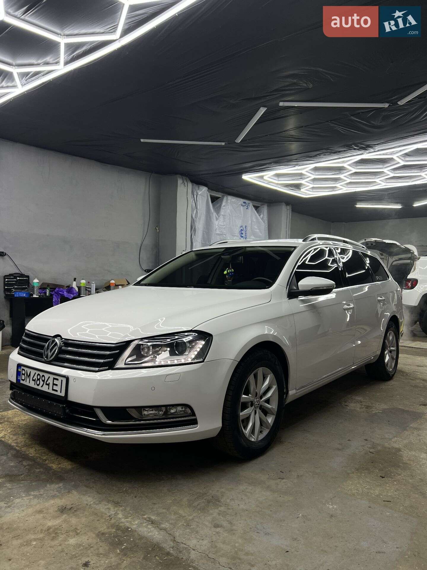 Volkswagen Passat 2013 VIN WVWZZZ3CZEE063042 фото оголошення 2 з 31