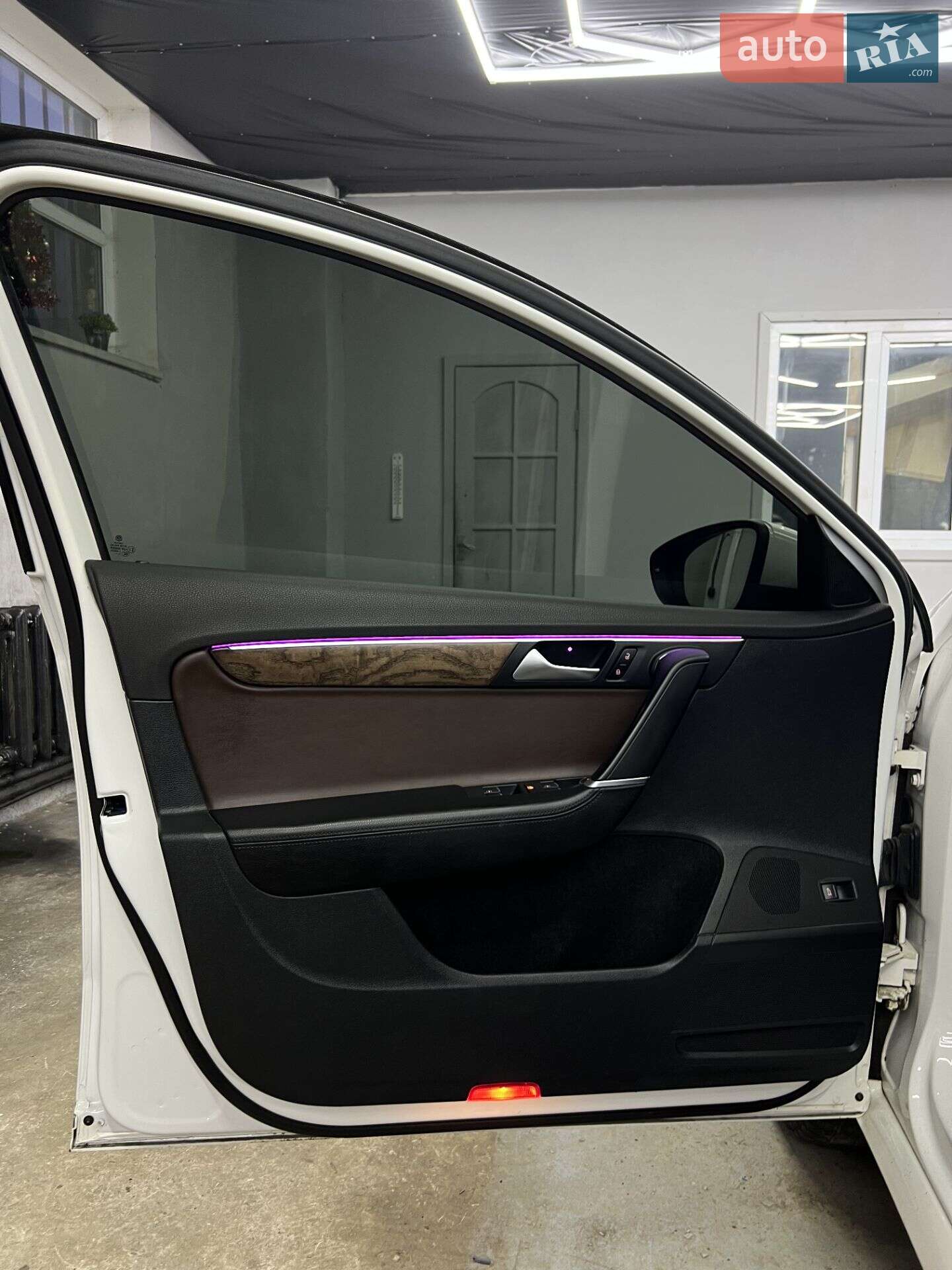 Volkswagen Passat 2013 VIN WVWZZZ3CZEE063042 фото оголошення 12 з 31