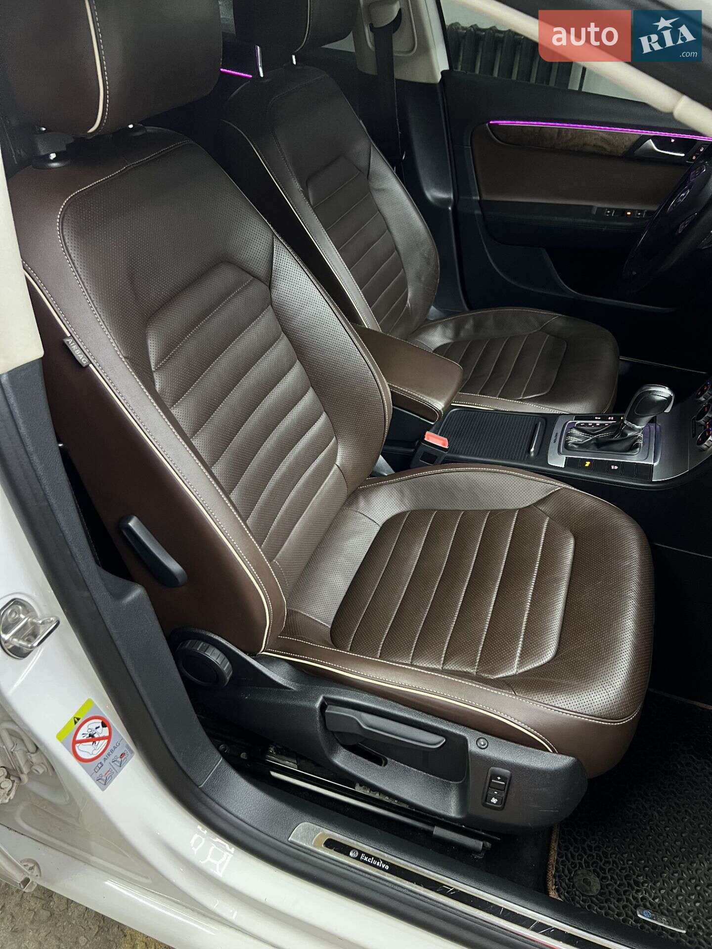 Volkswagen Passat 2013 VIN WVWZZZ3CZEE063042 фото оголошення 16 з 31