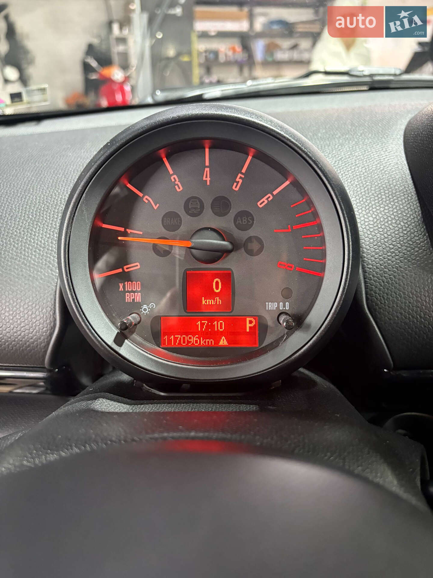 Mini Countryman 2016 VIN WMWZC3C53GWT11112 фото оголошення 11 з 19