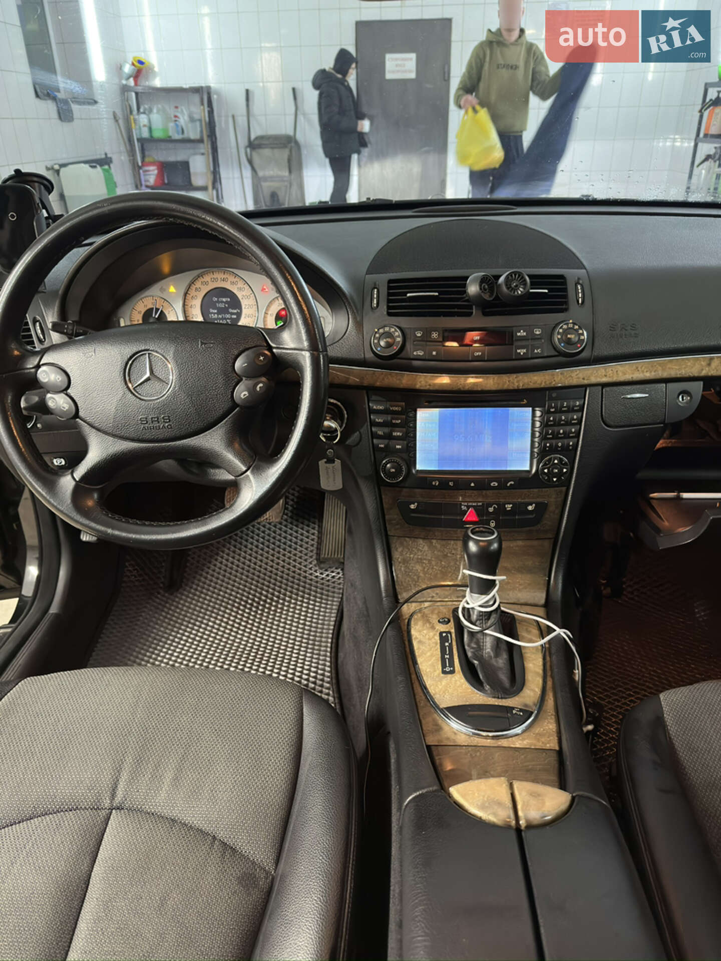 Mercedes-Benz E-Class 2007 VIN WDB2112201B135581 фото оголошення 11 з 20