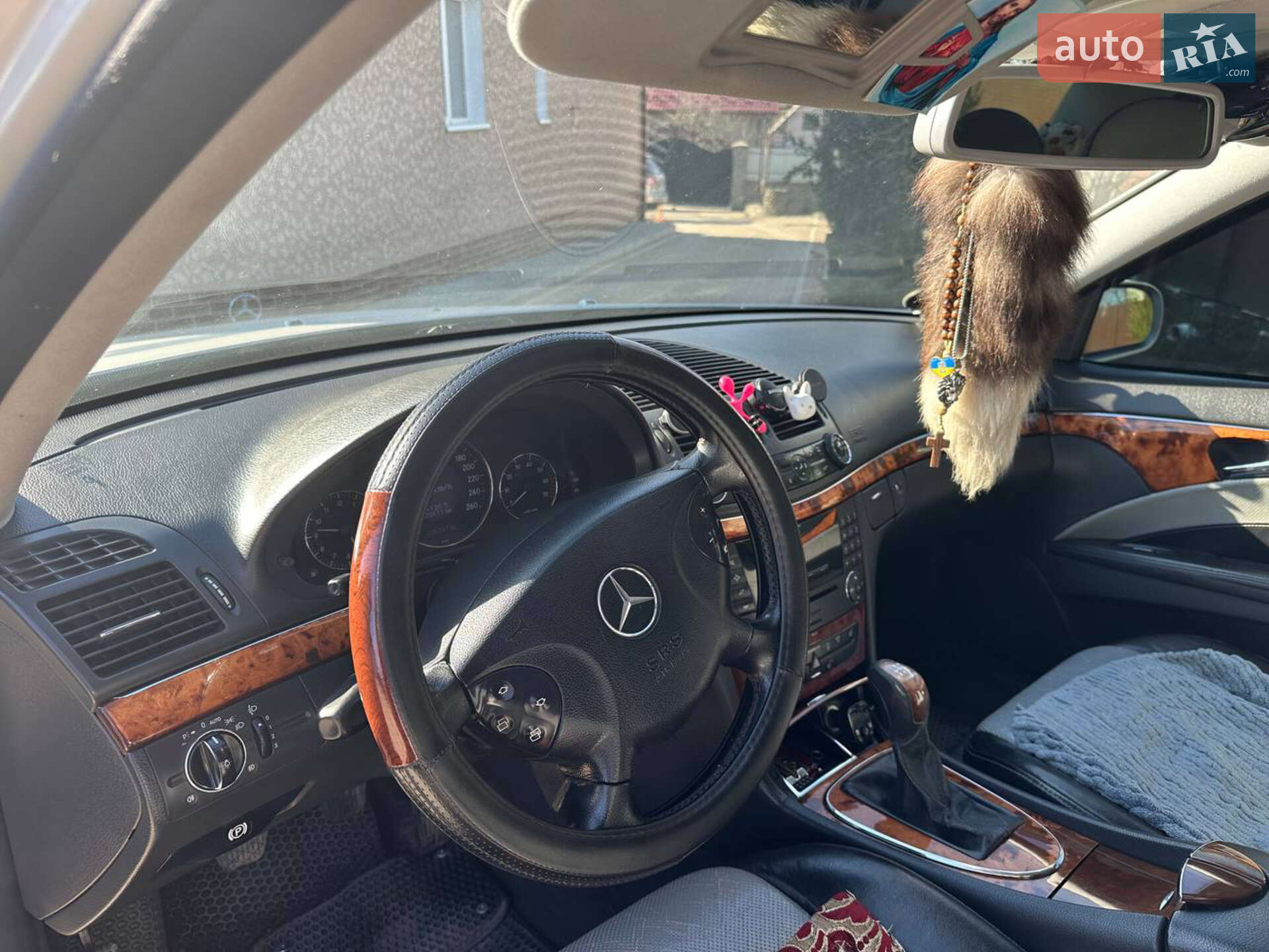 Mercedes-Benz E-Class 2004 VIN WDB2110421A493303 фото оголошення 3 з 5